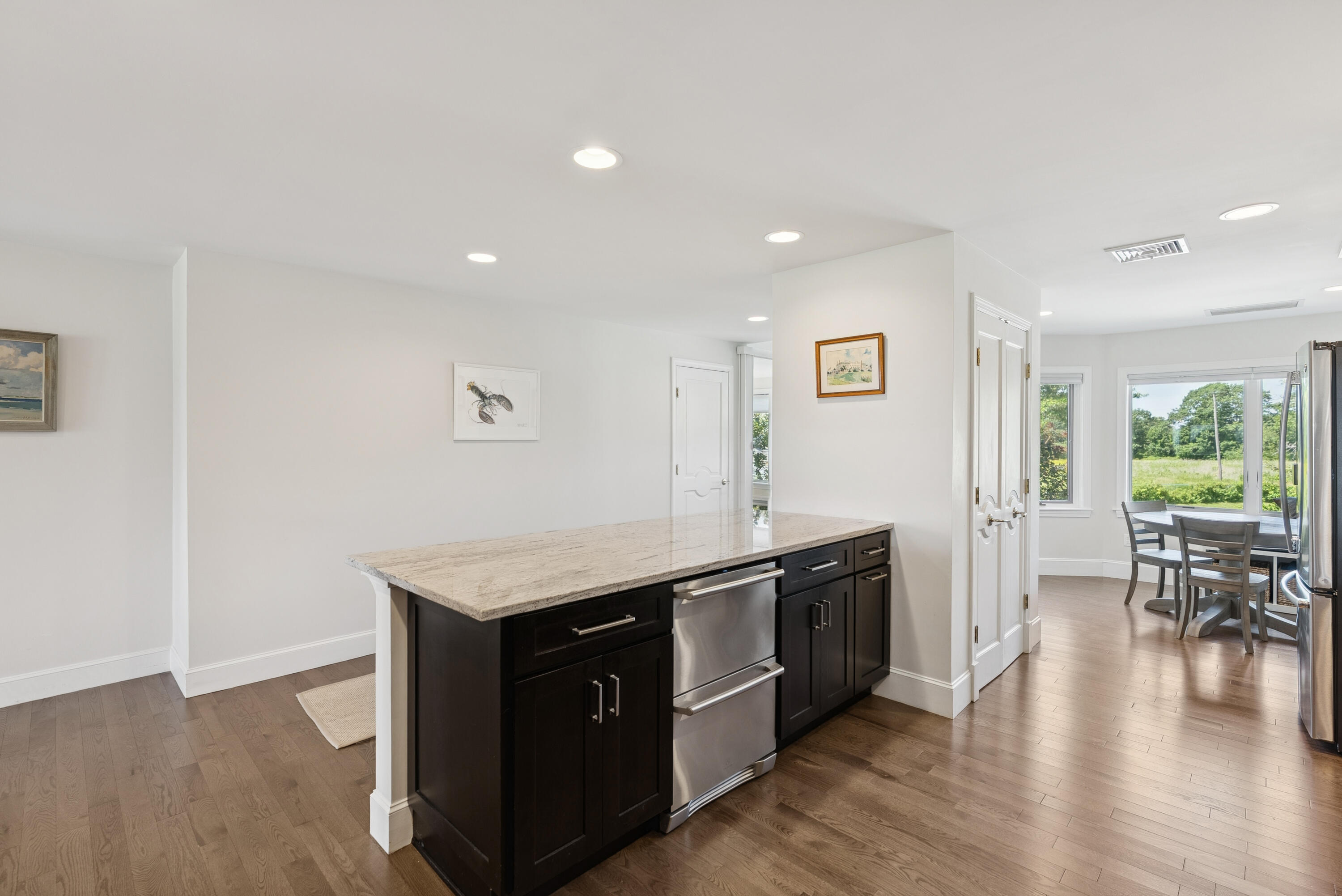 25 Atlantic Drive 25