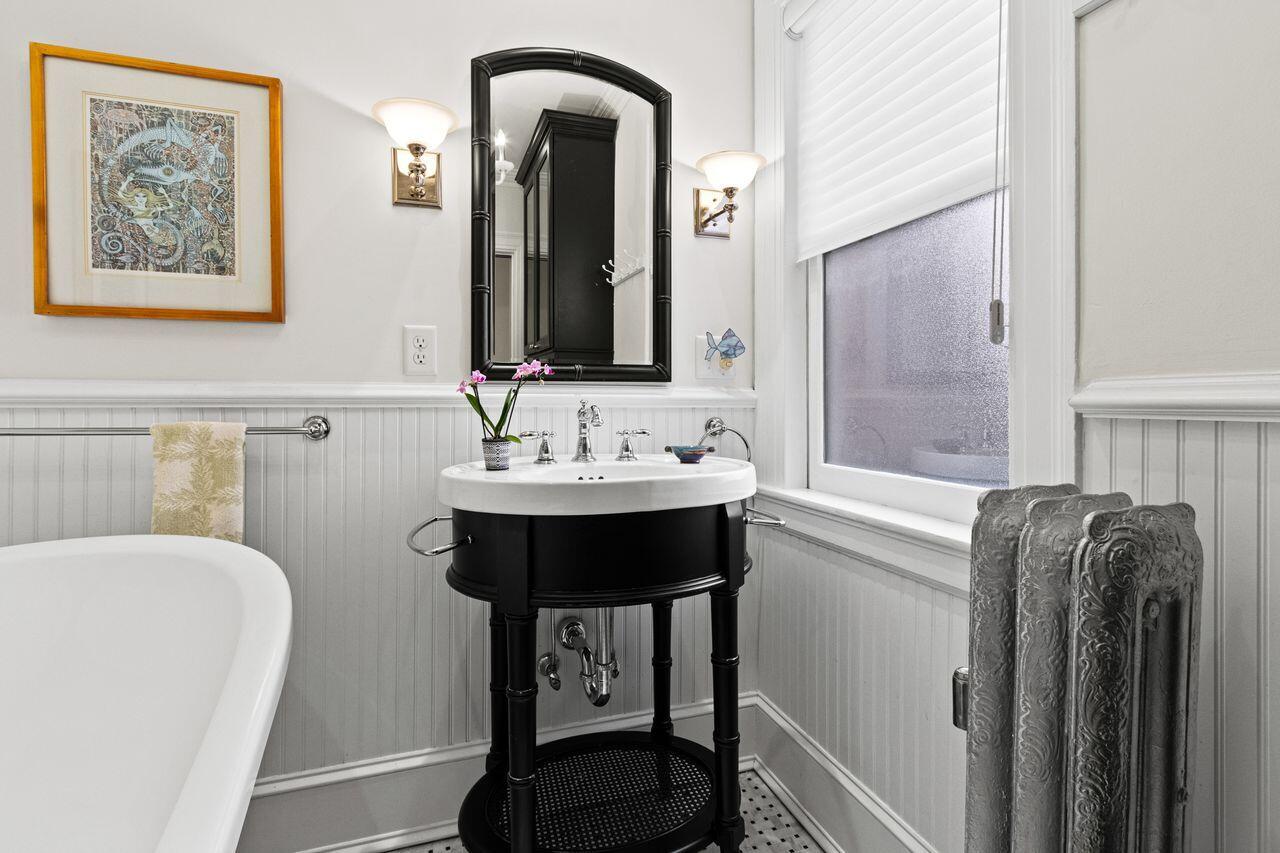 199 Vaughan Street, 6