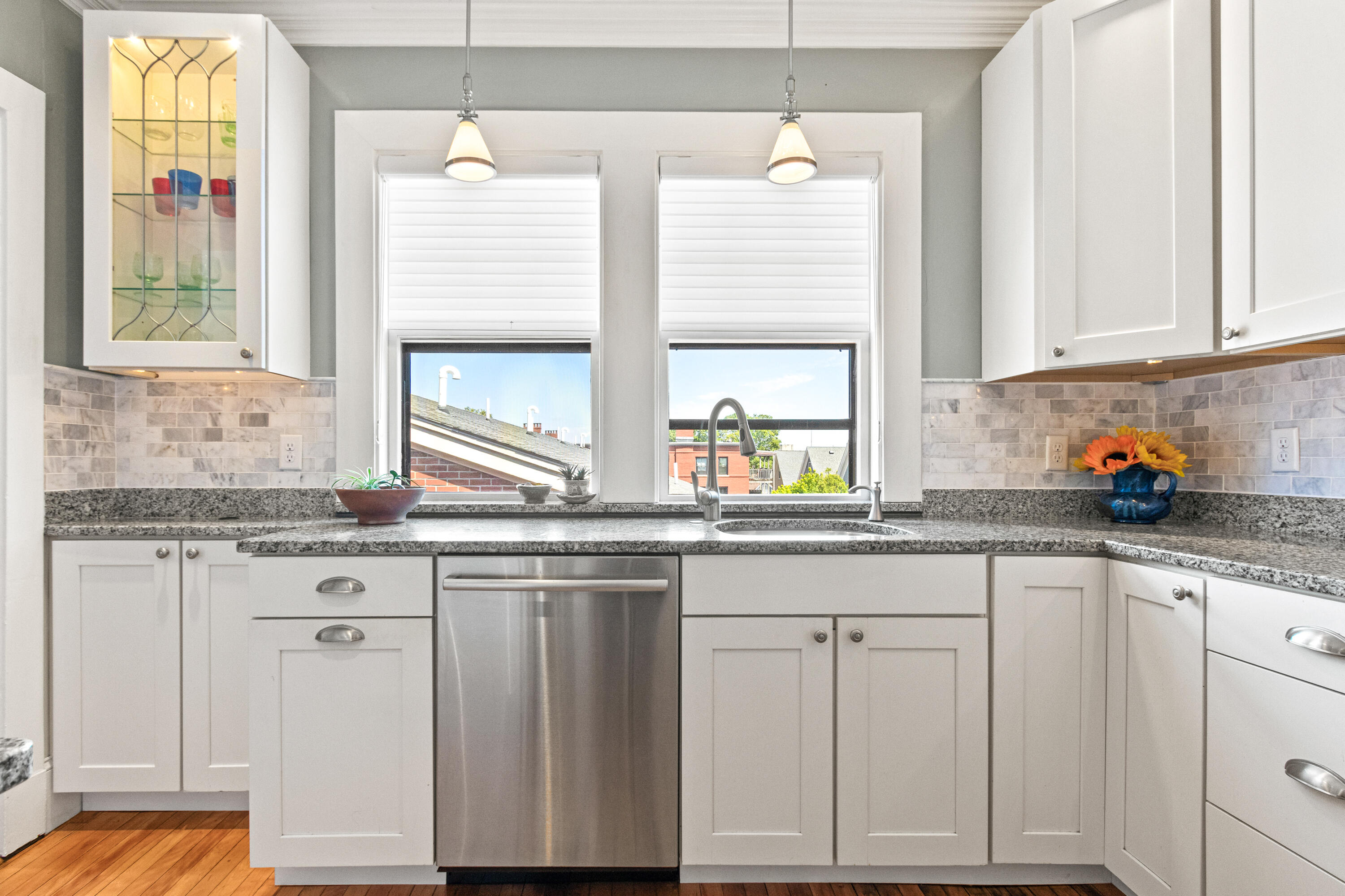 199 Vaughan Street, 6