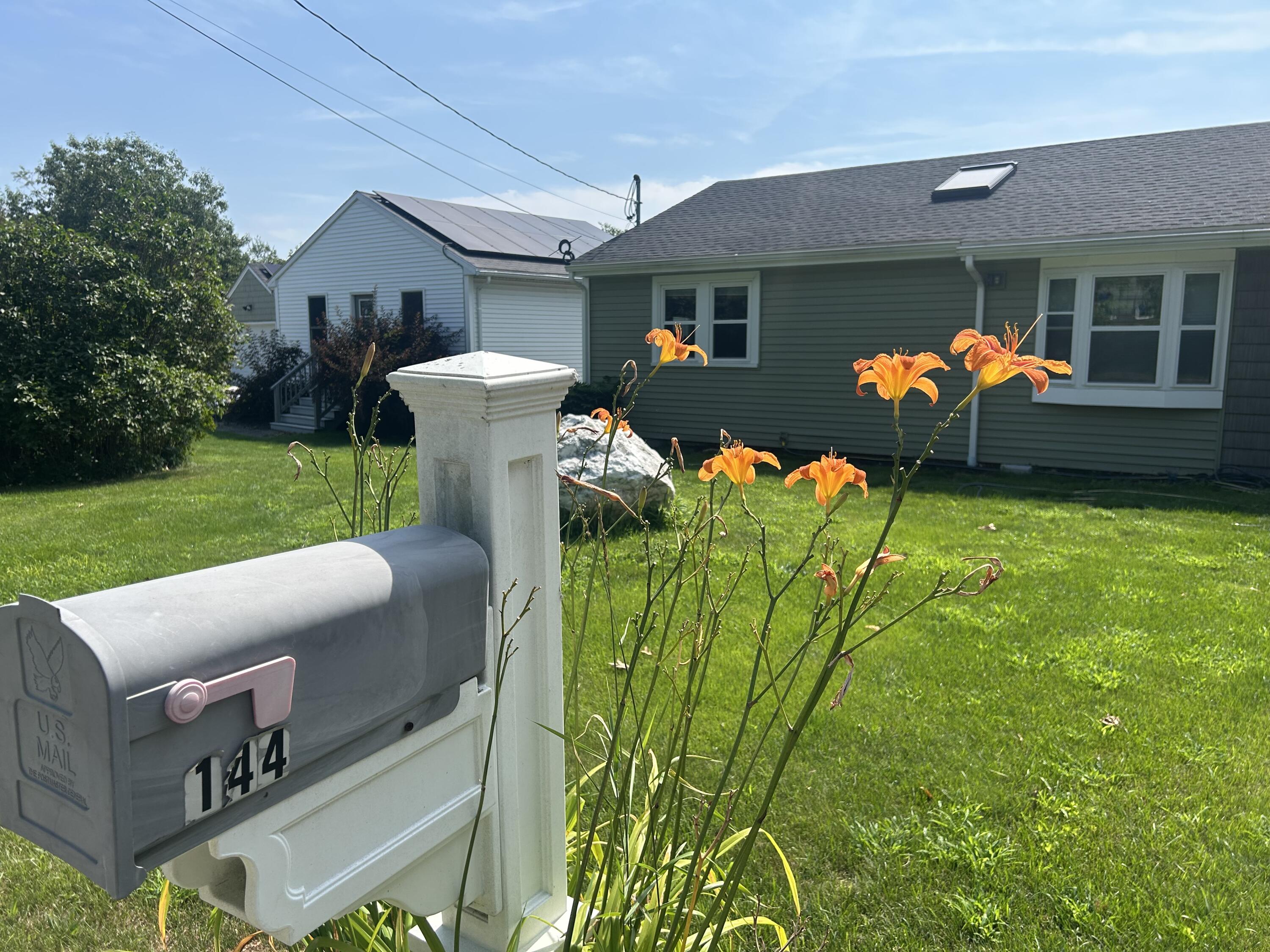 144 Fowler Road