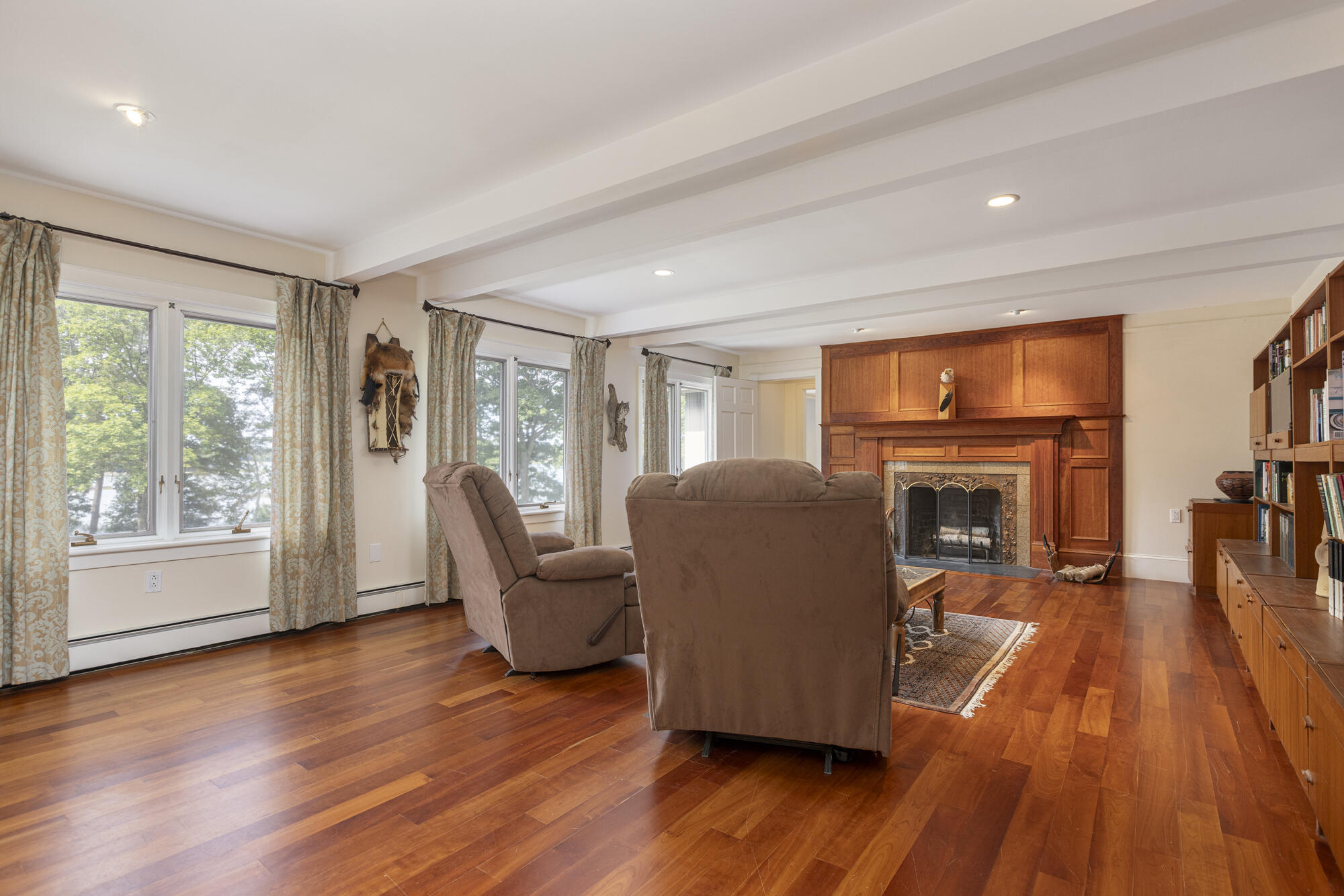 7 LMC Lane
