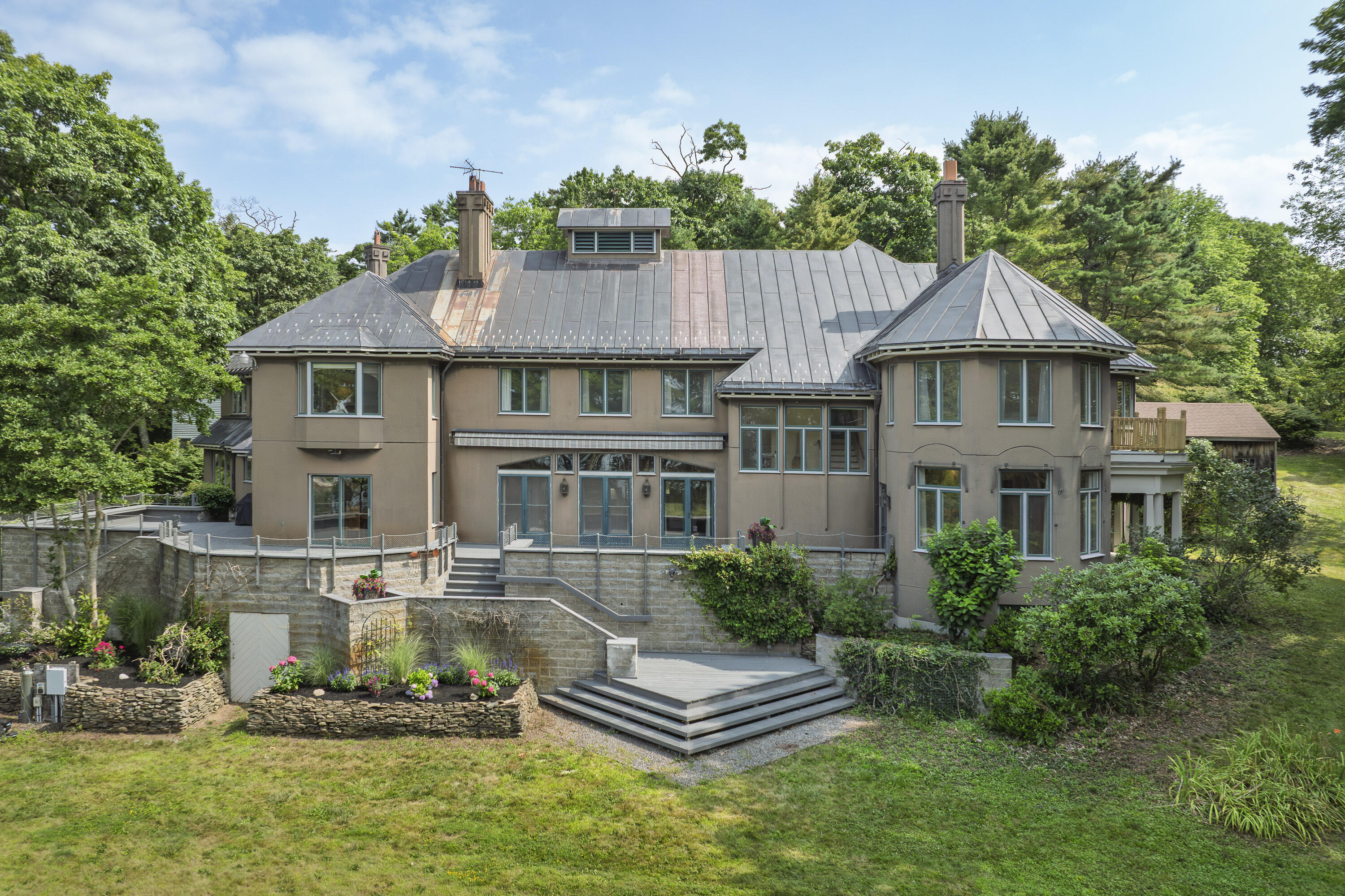 7 LMC Lane