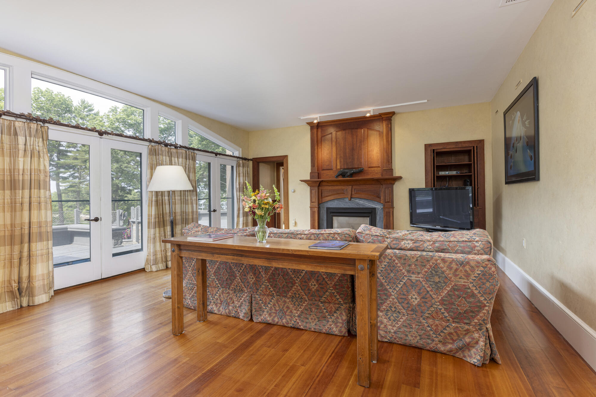 7 LMC Lane