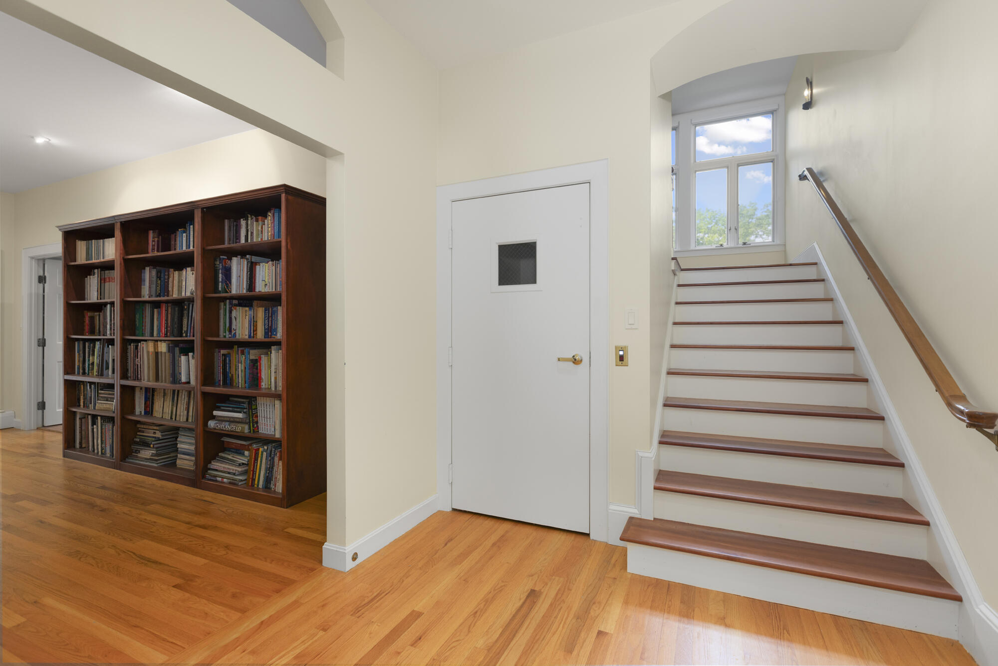 7 LMC Lane