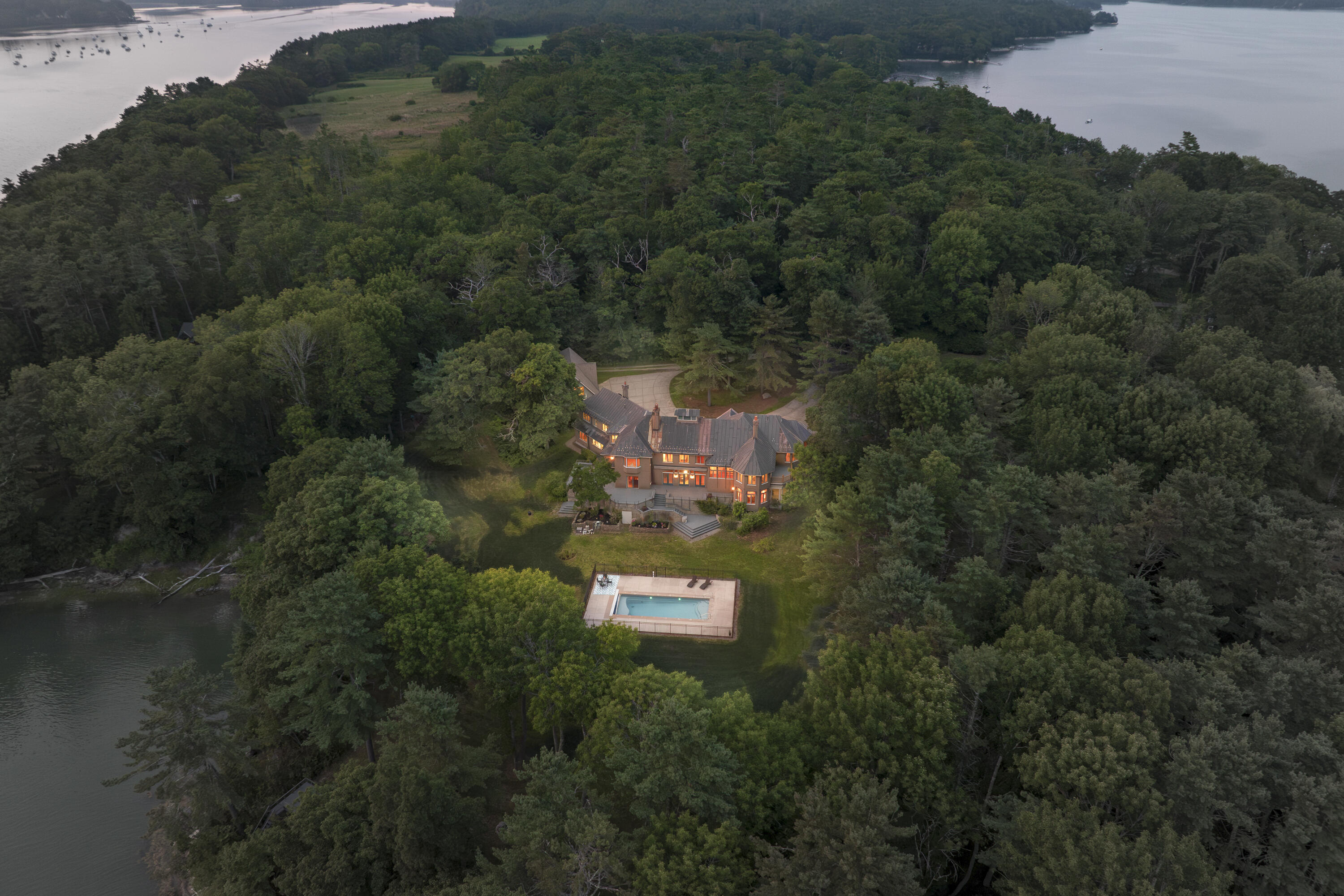 7 LMC Lane