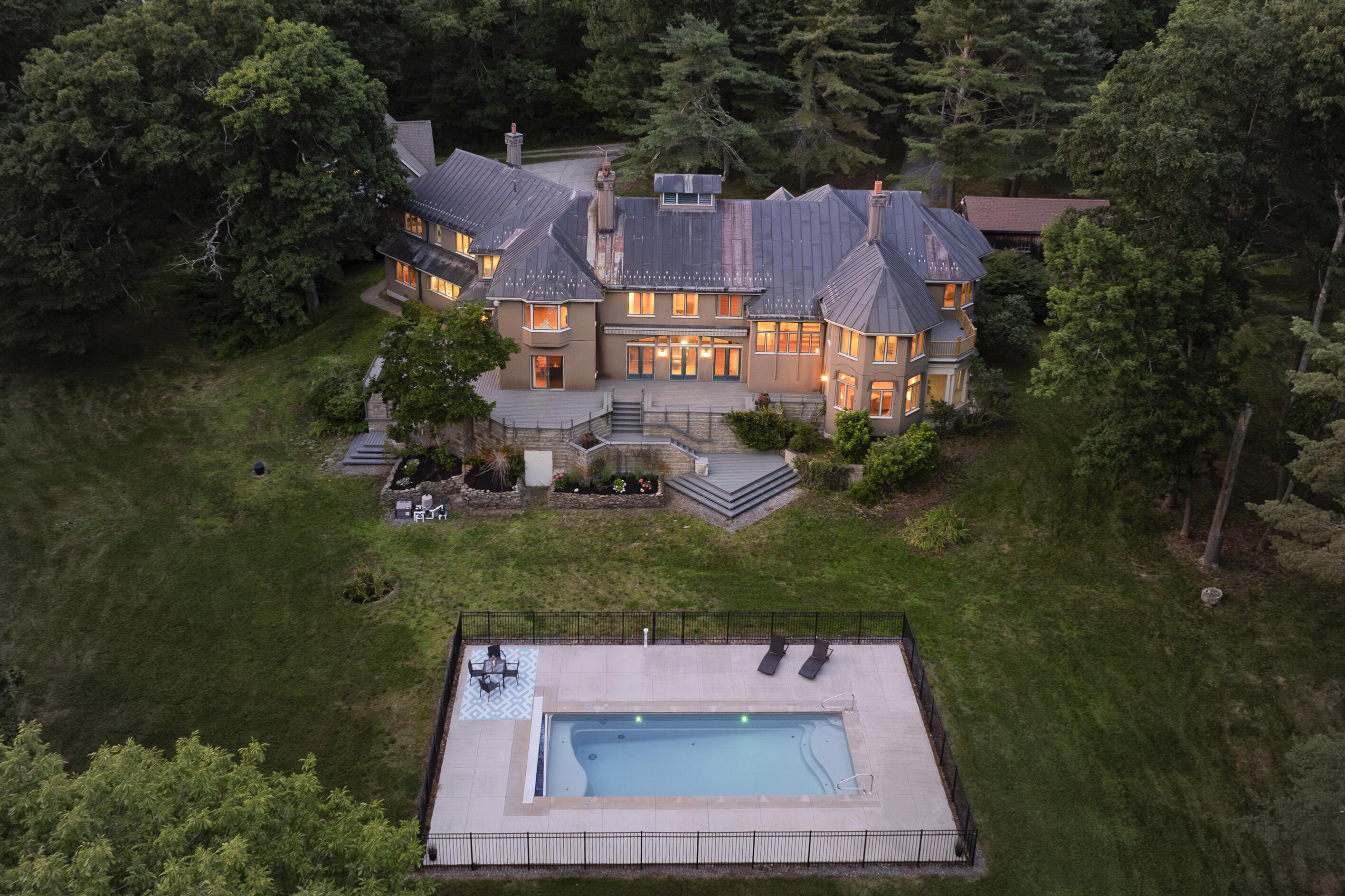 7 LMC Lane