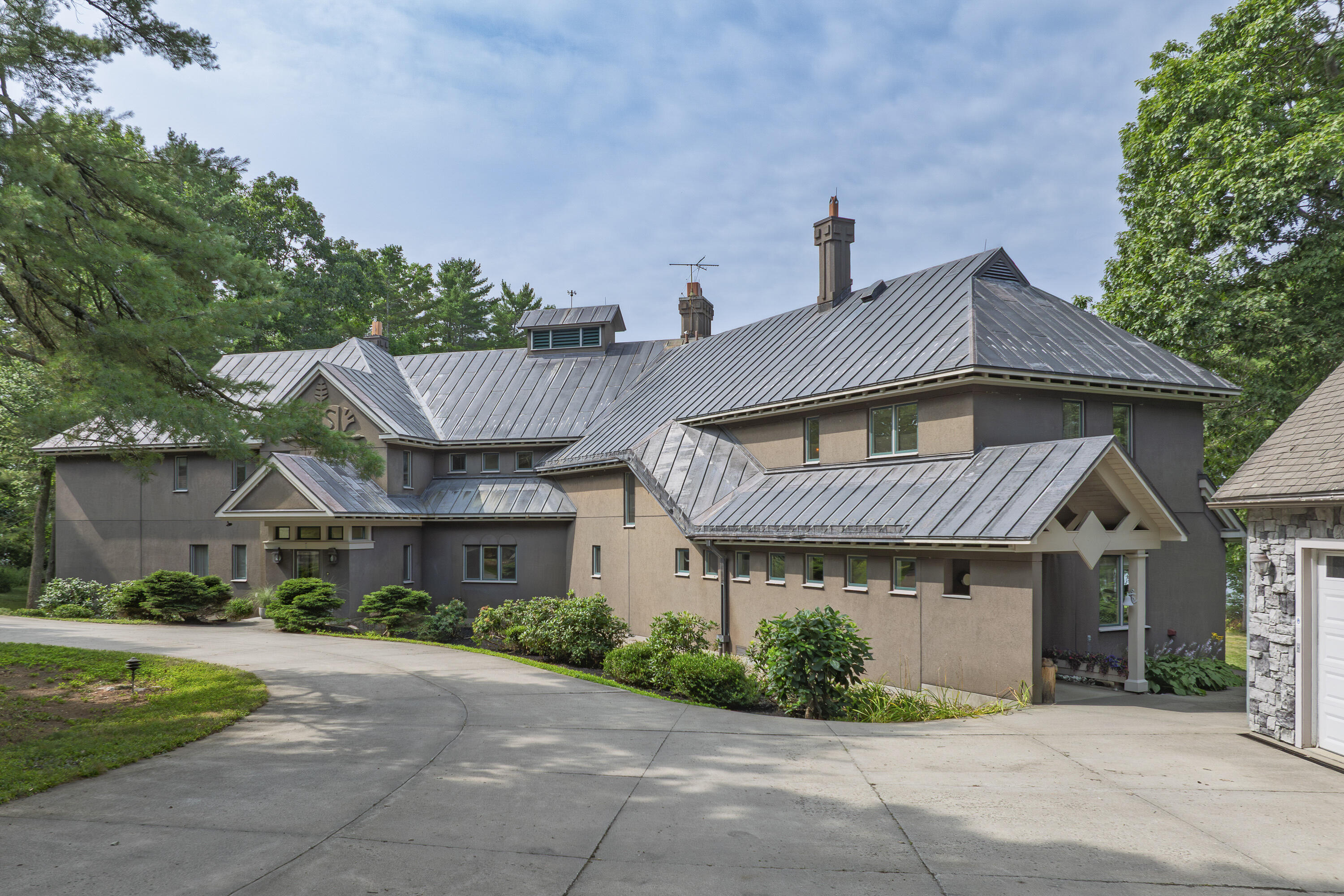7 LMC Lane