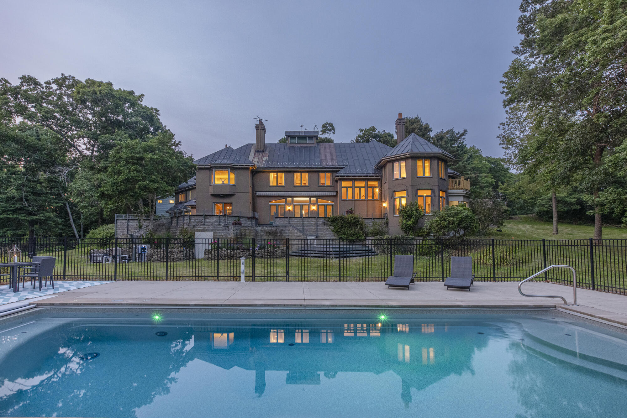 7 LMC Lane