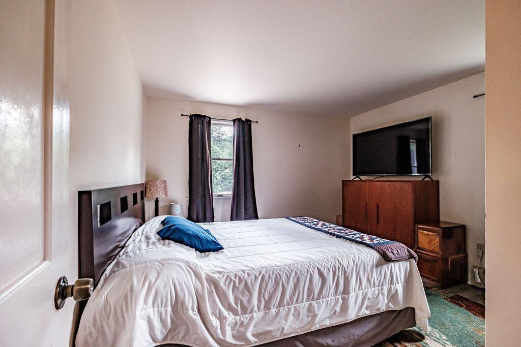 13 Country Charm Road, Cumberland