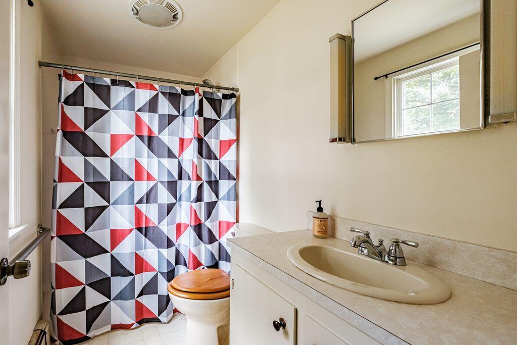 13 Country Charm Road, Cumberland