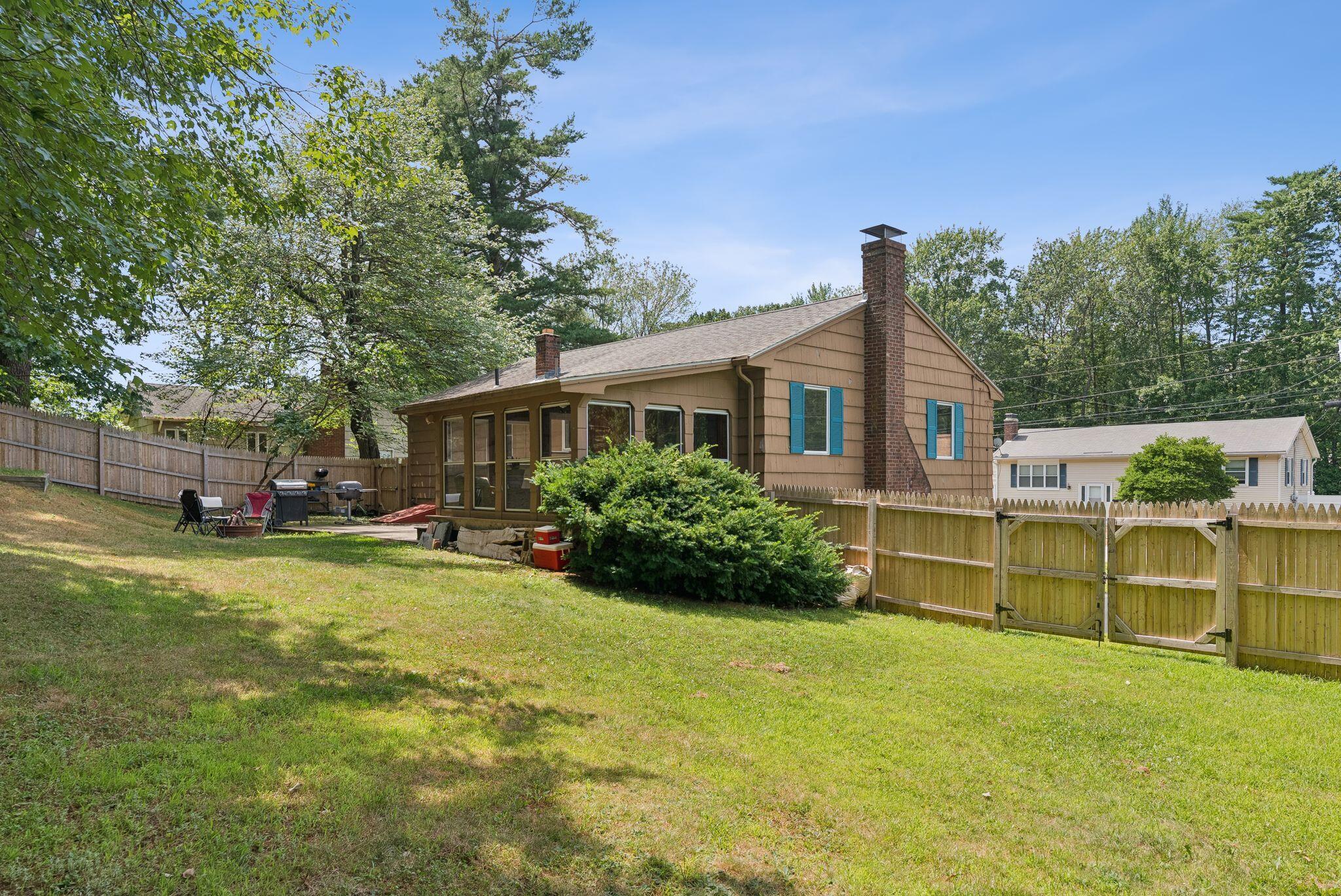 48 Sandy Hill Road