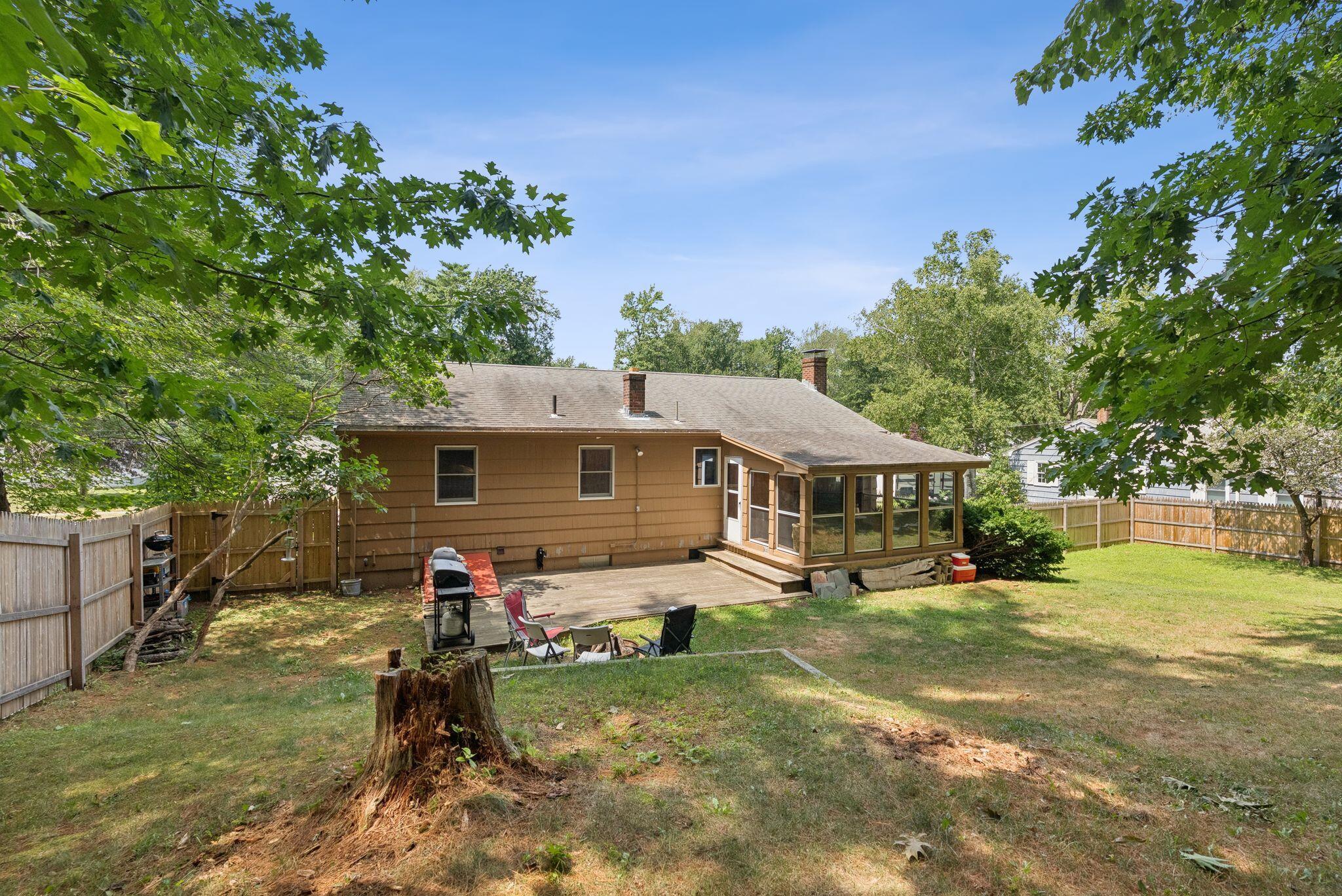 48 Sandy Hill Road