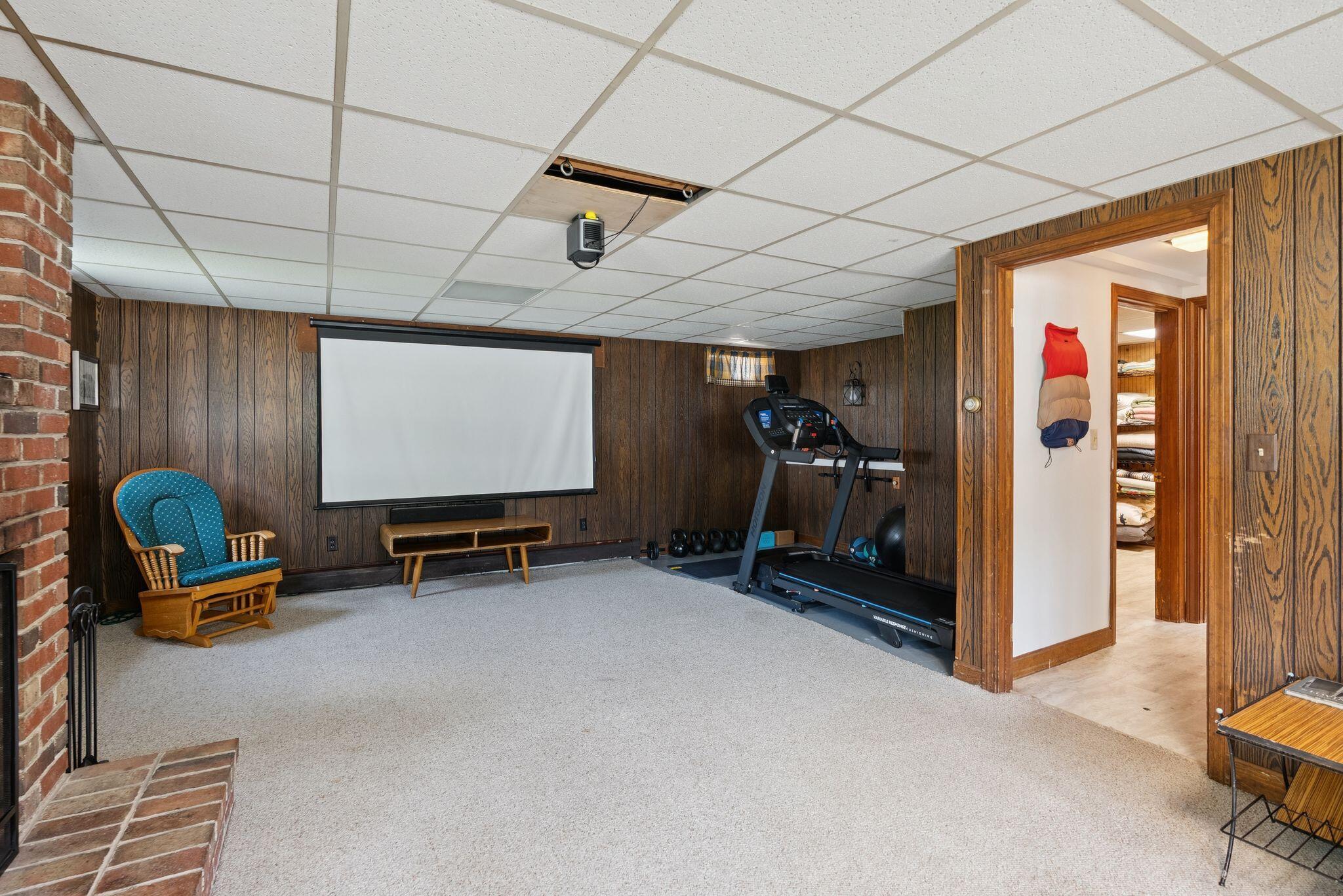 48 Sandy Hill Road