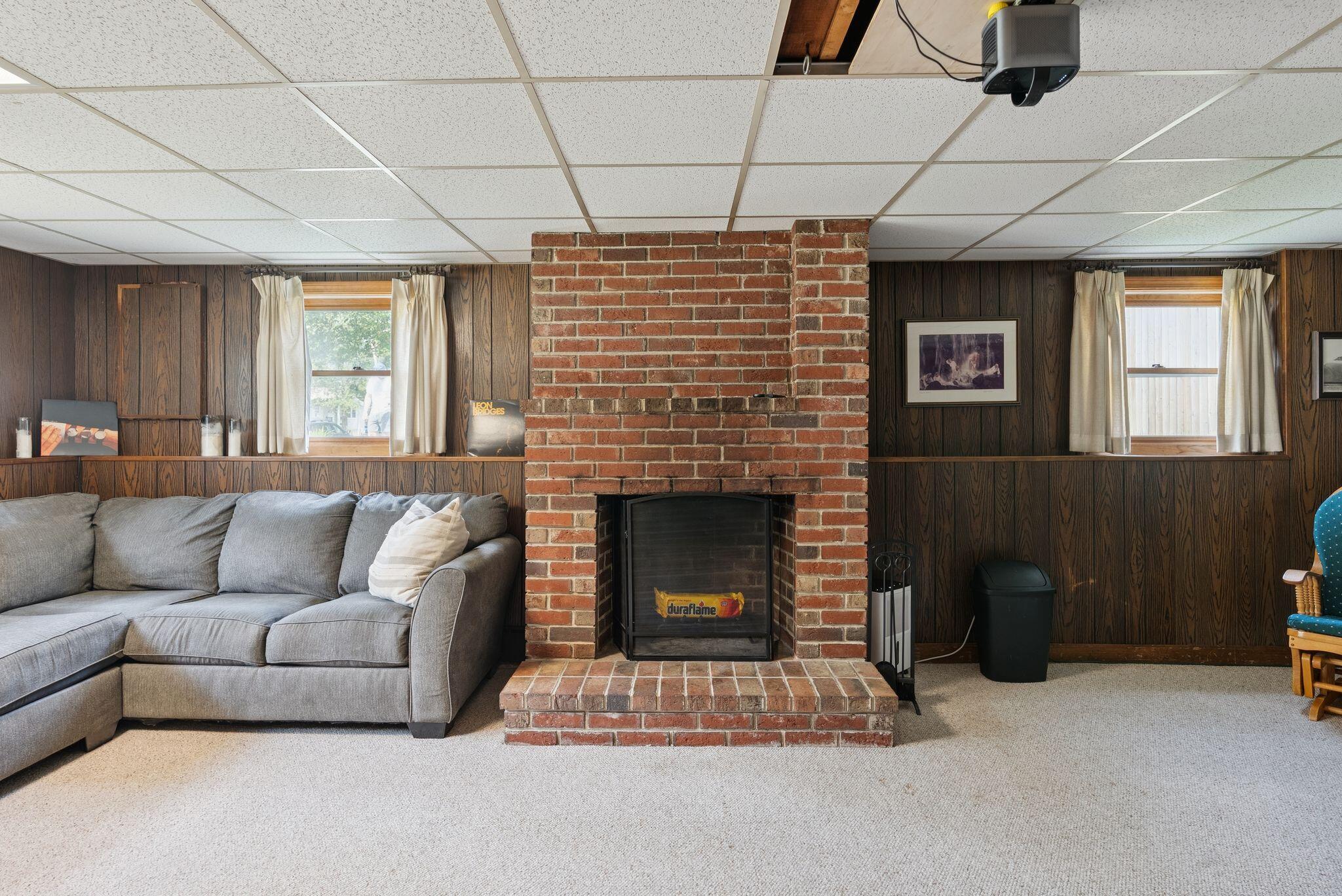 48 Sandy Hill Road