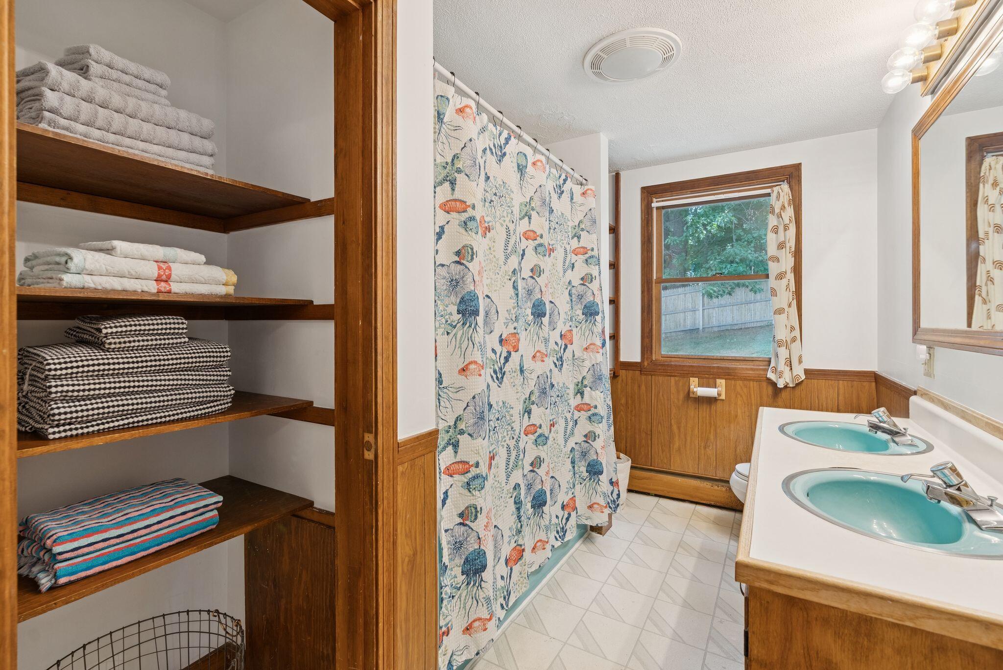 48 Sandy Hill Road