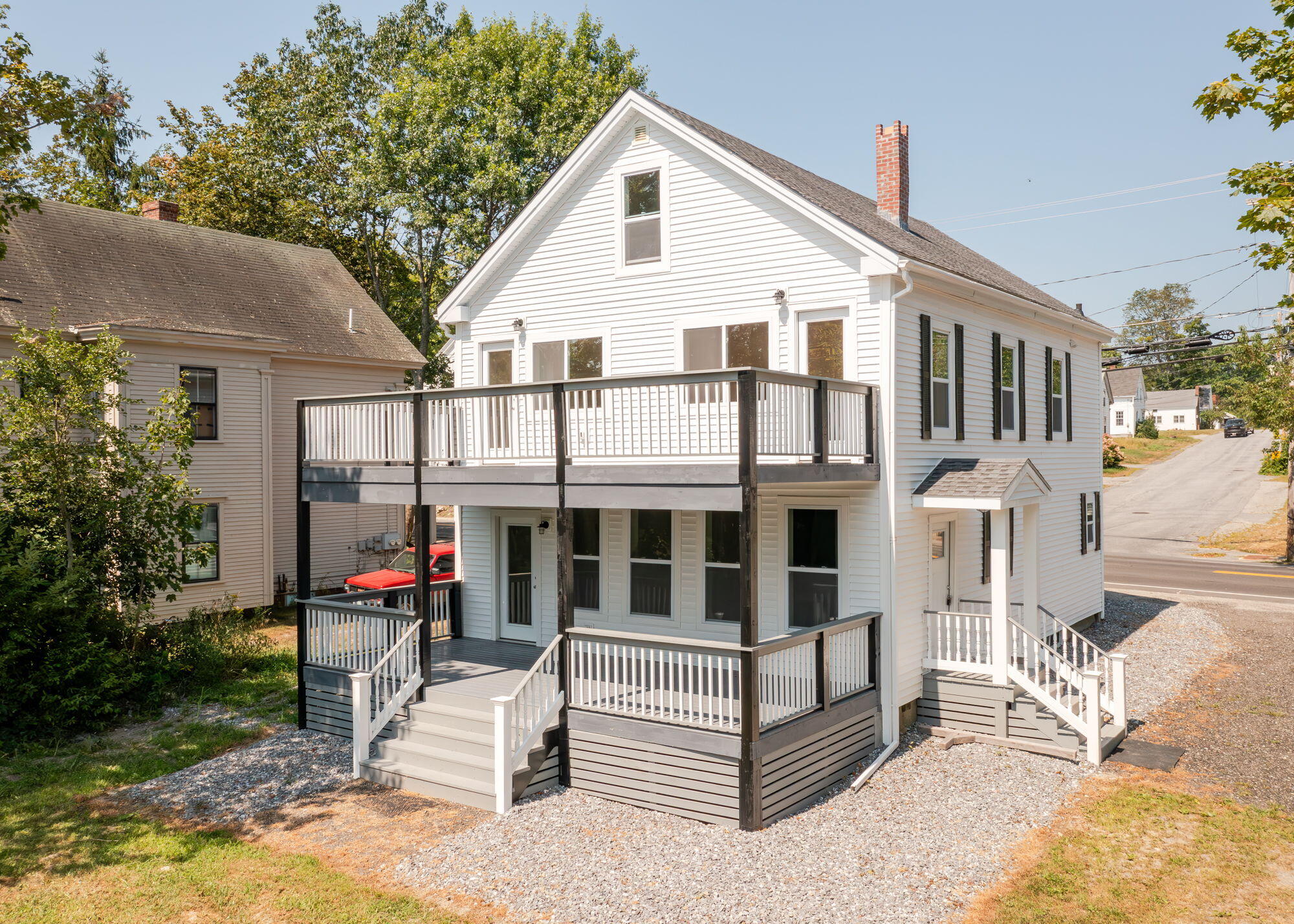 393 Front Street