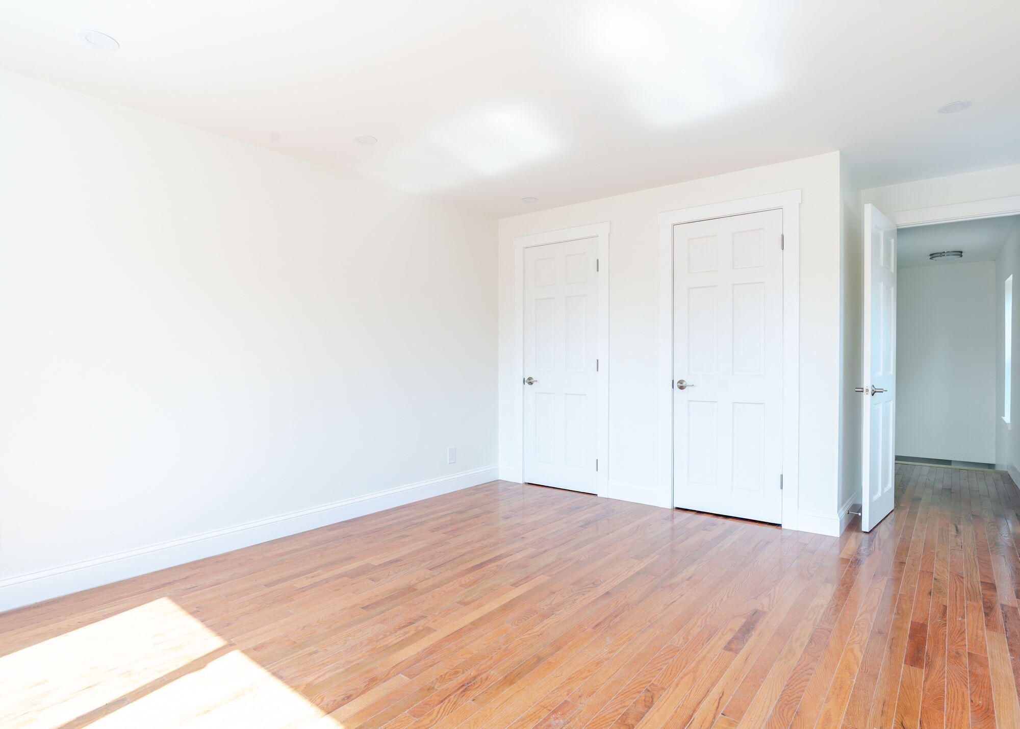 393 Front Street