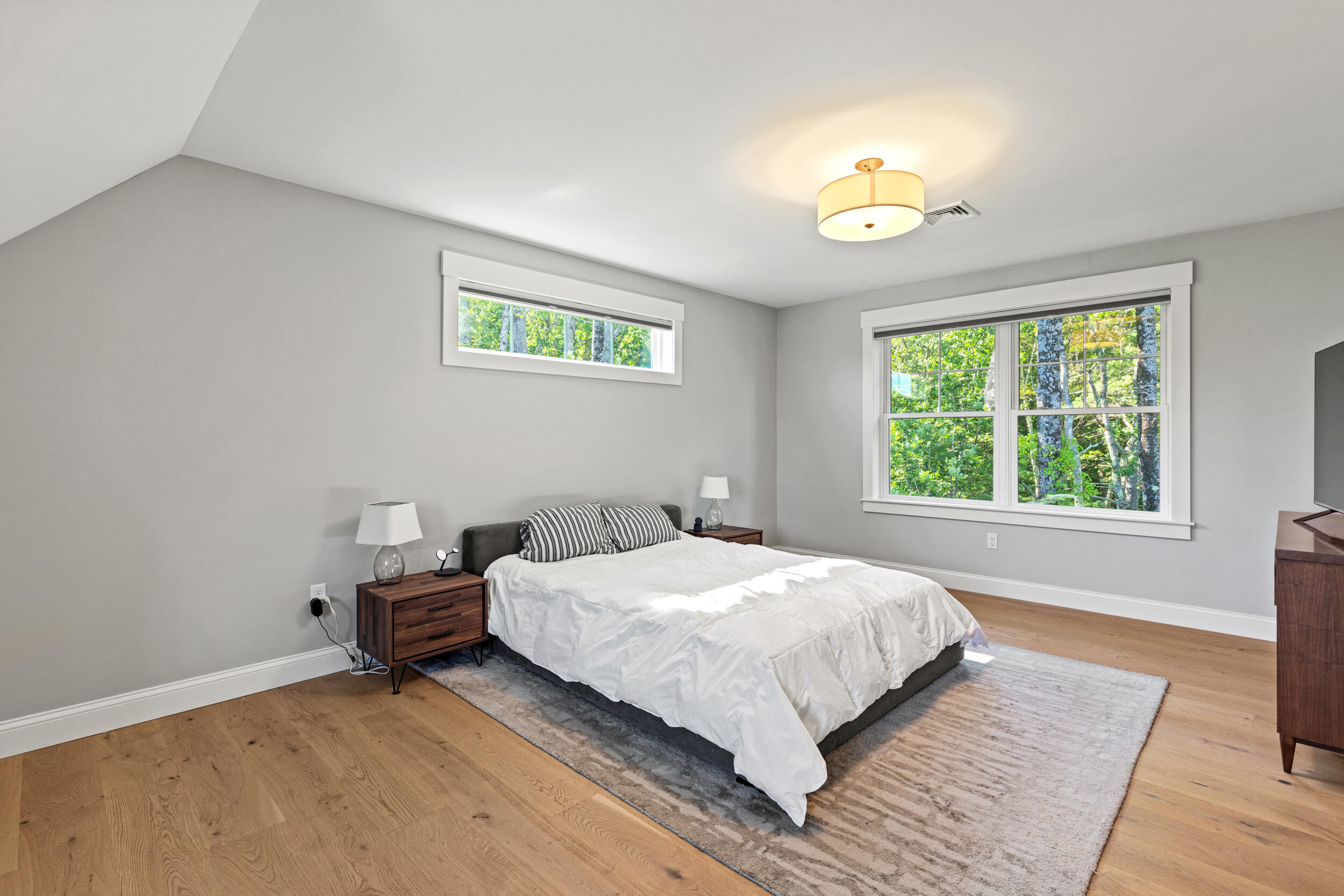 9 Cobblestone Street, 55