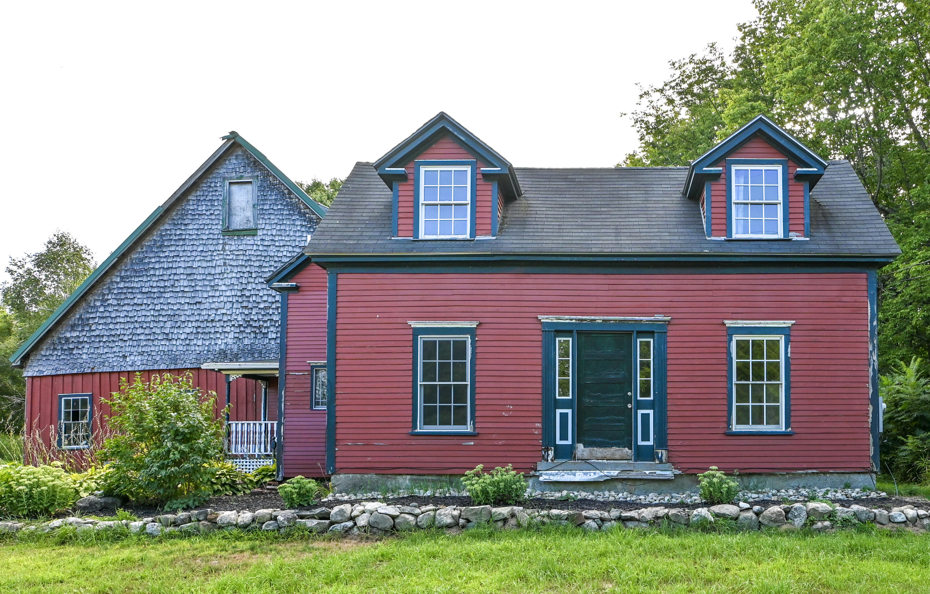 96 Main Street