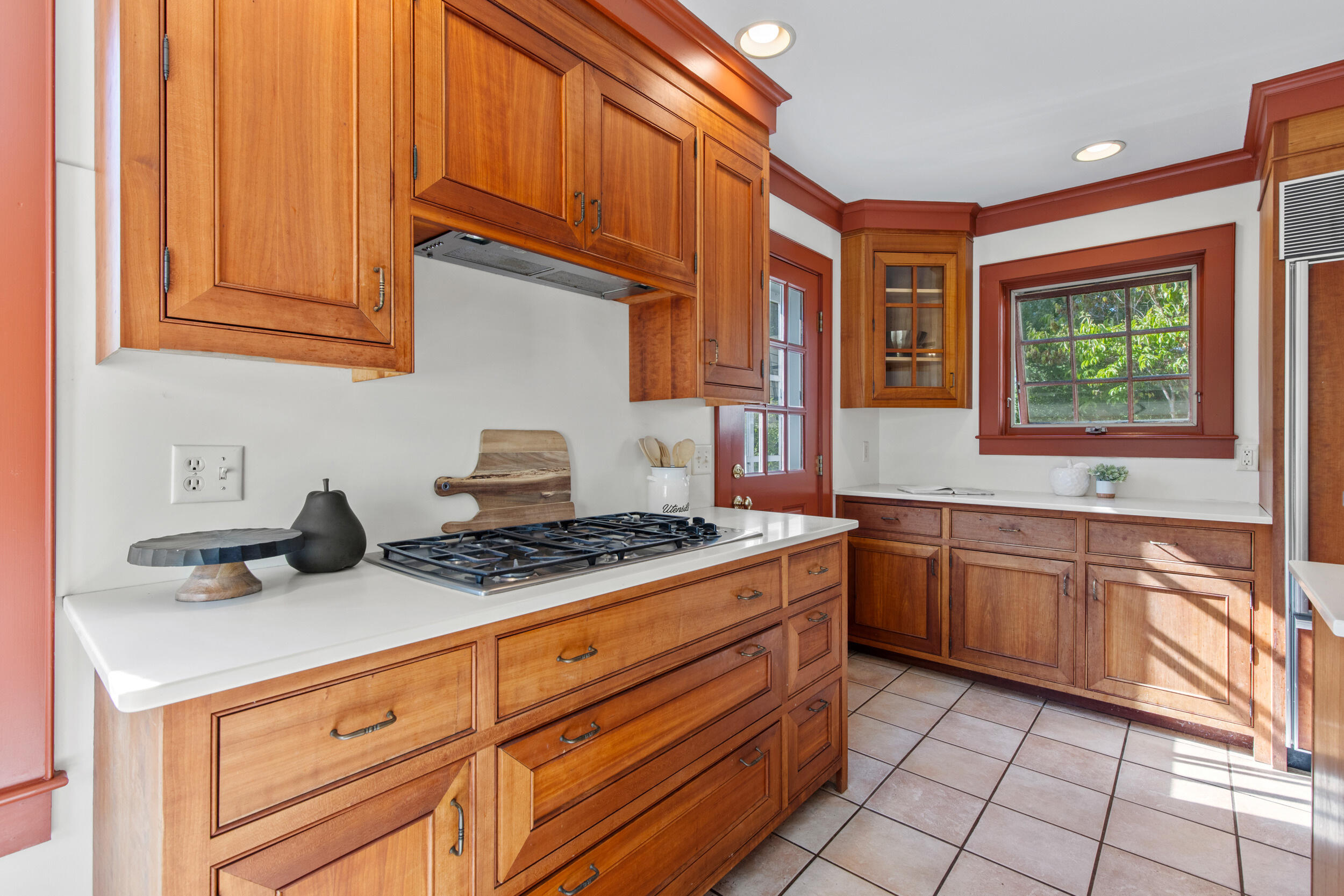 25 Meadowbrook Lane