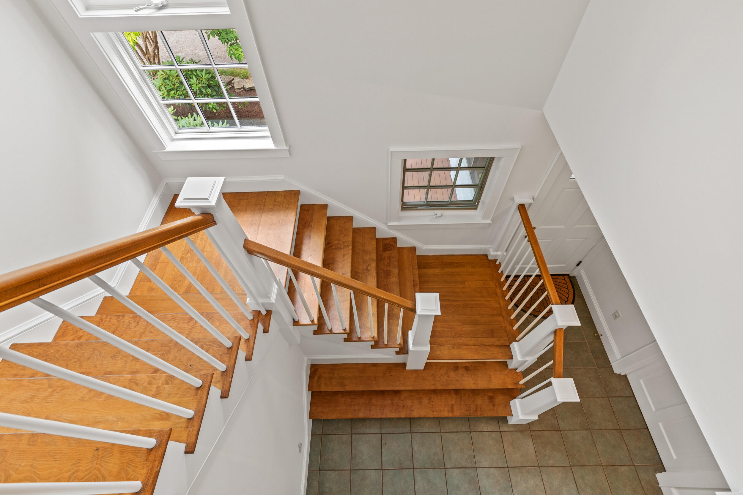 25 Meadowbrook Lane