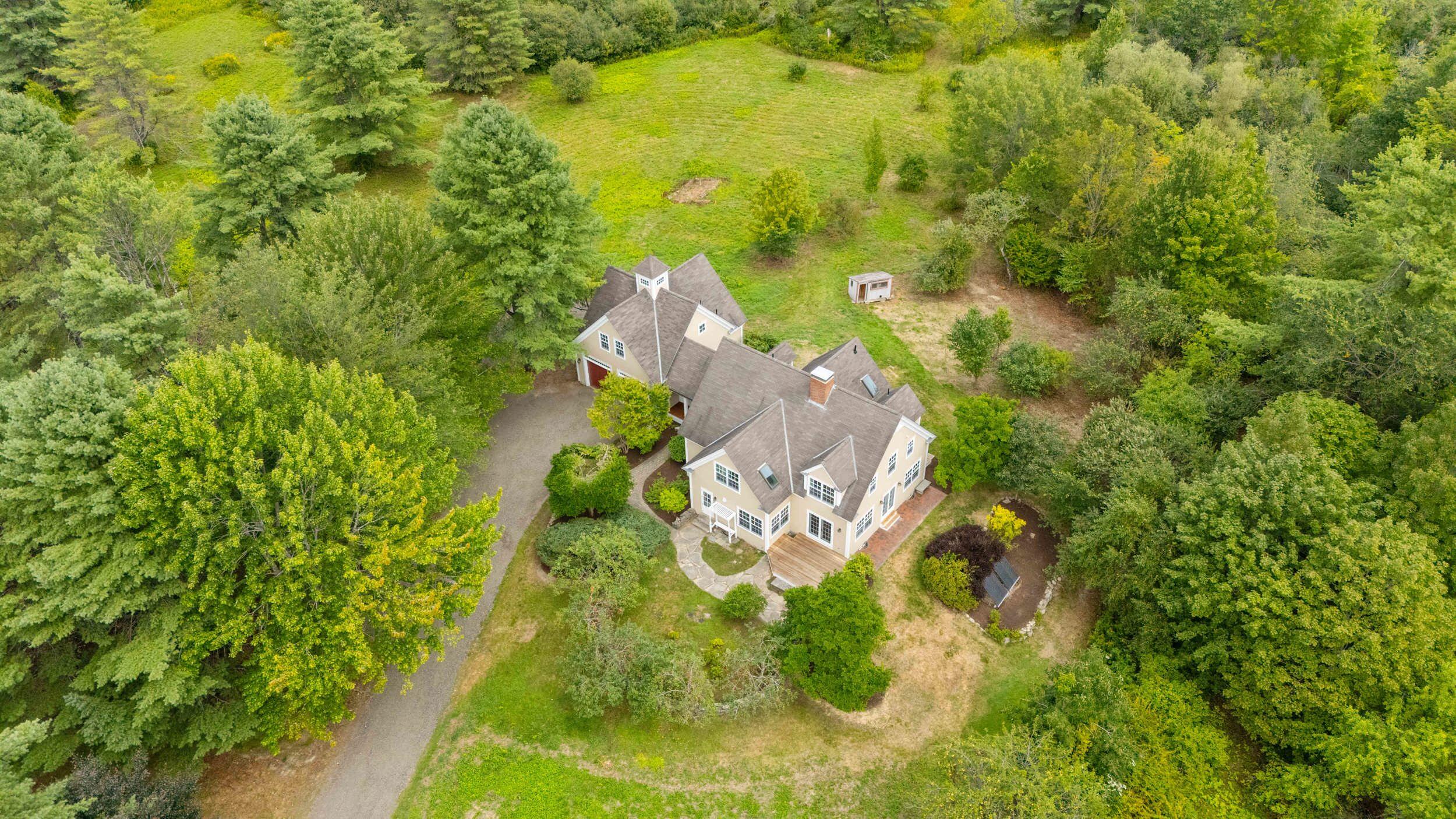25 Meadowbrook Lane