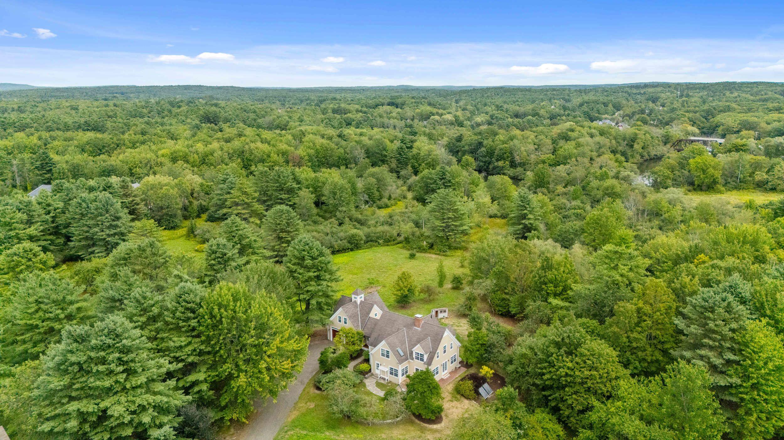 25 Meadowbrook Lane