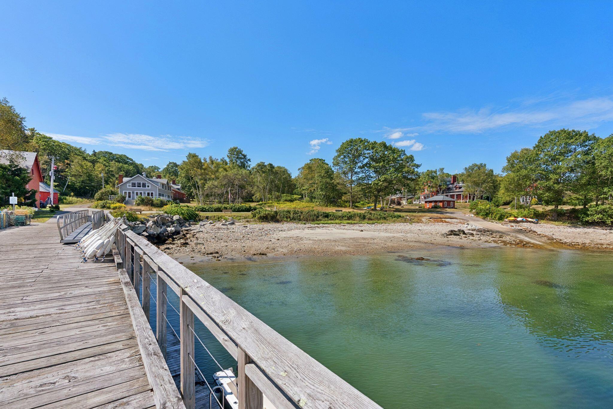 79 Whitehead Avenue