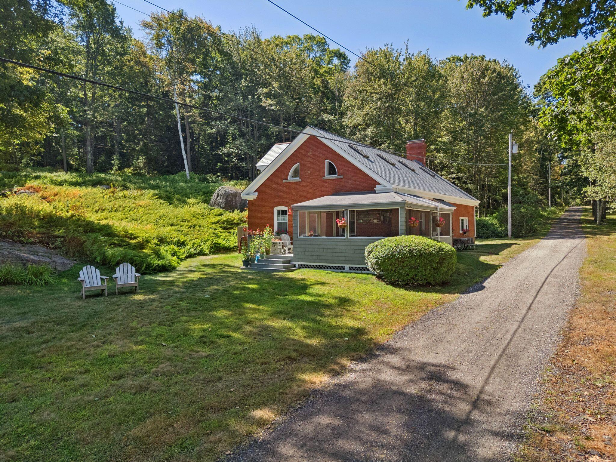 79 Whitehead Avenue