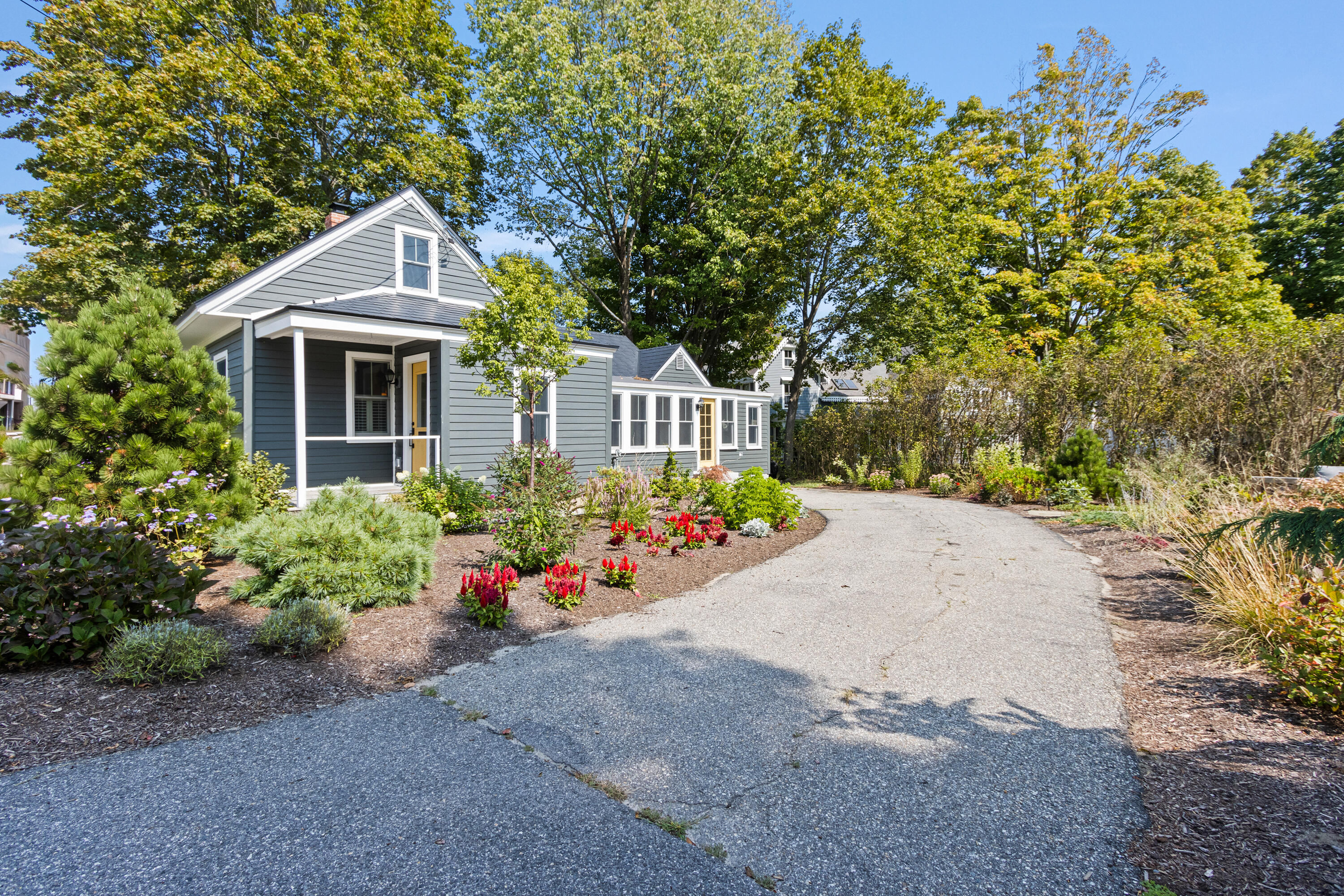 22 West Elm Street