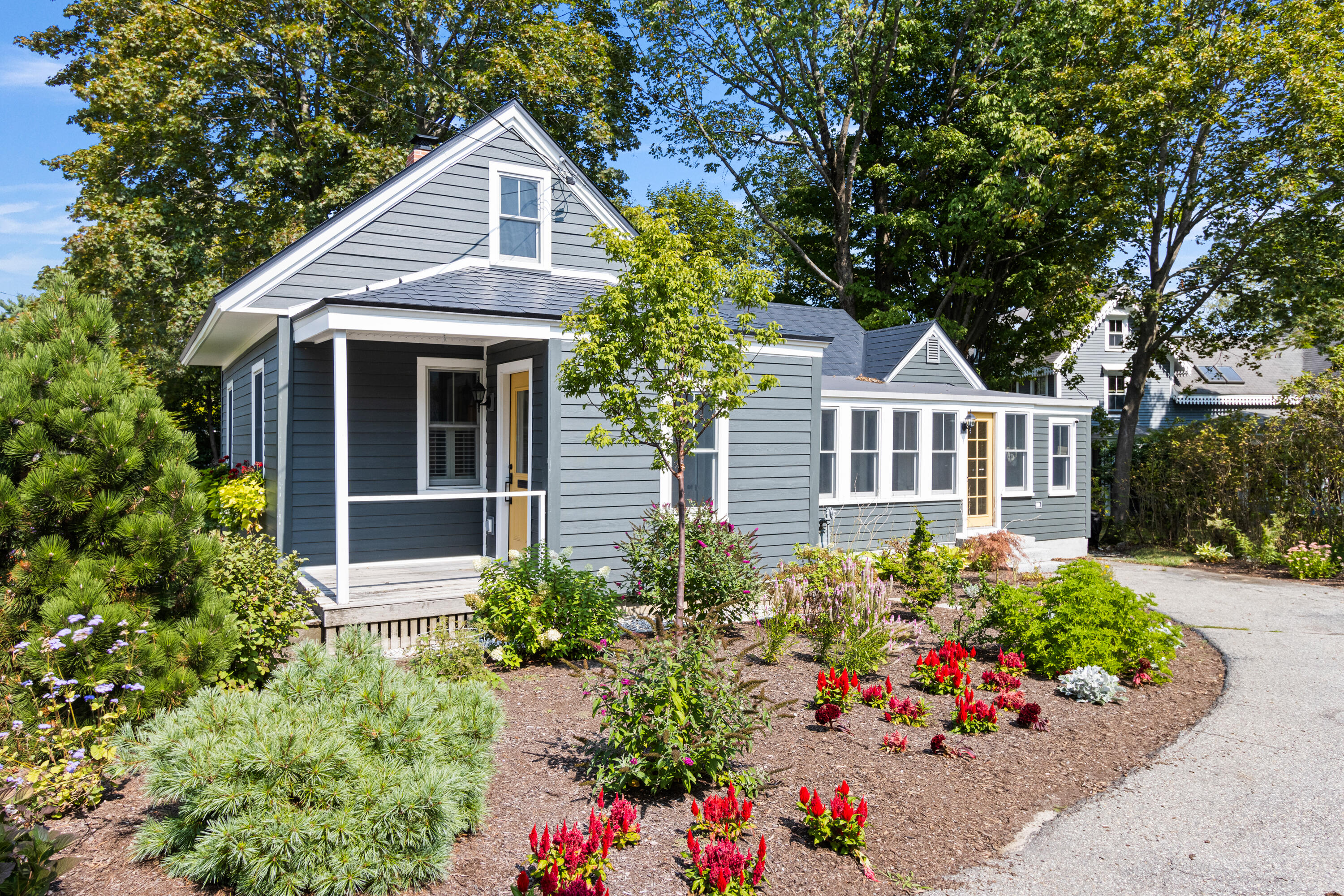 22 West Elm Street