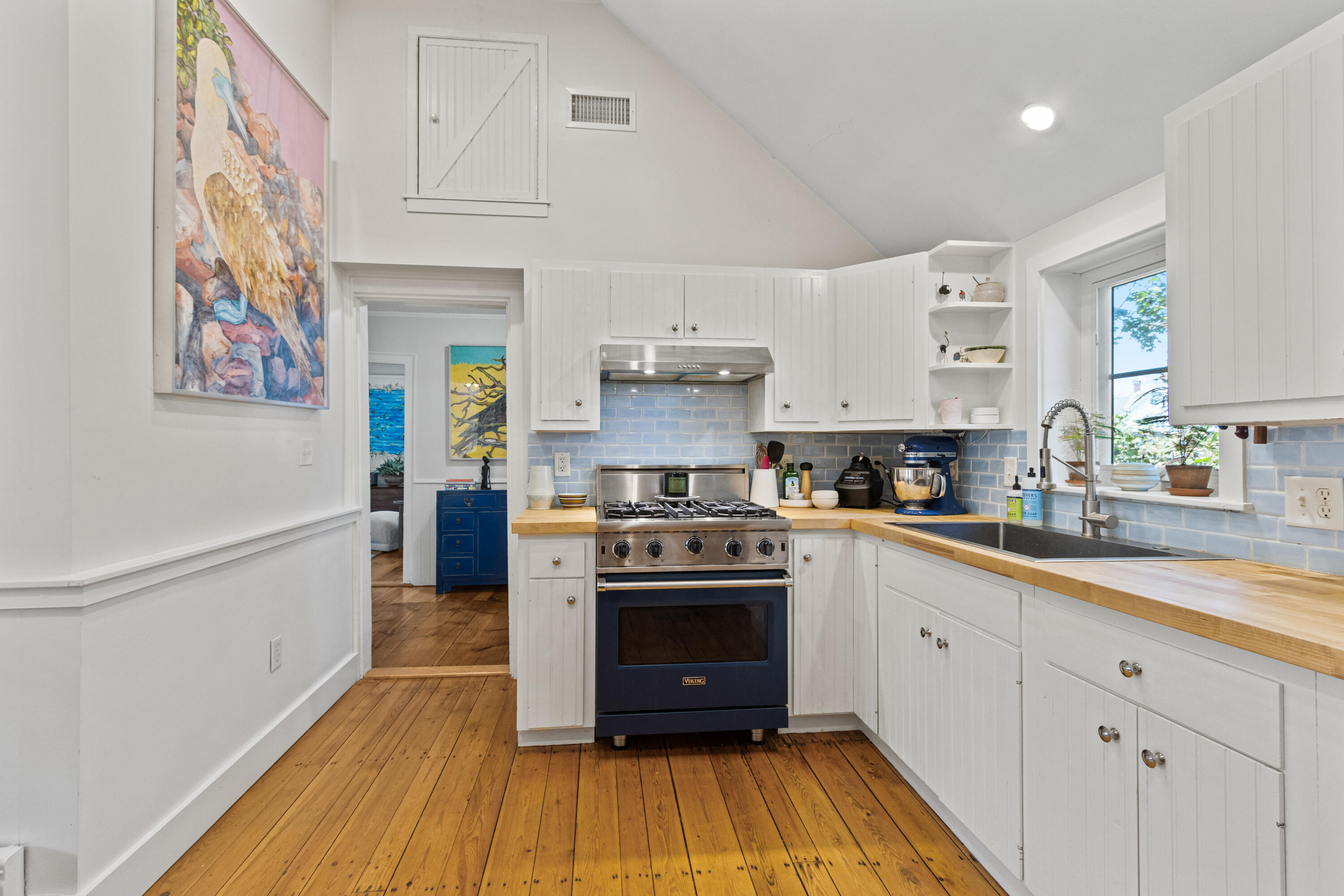 22 West Elm Street