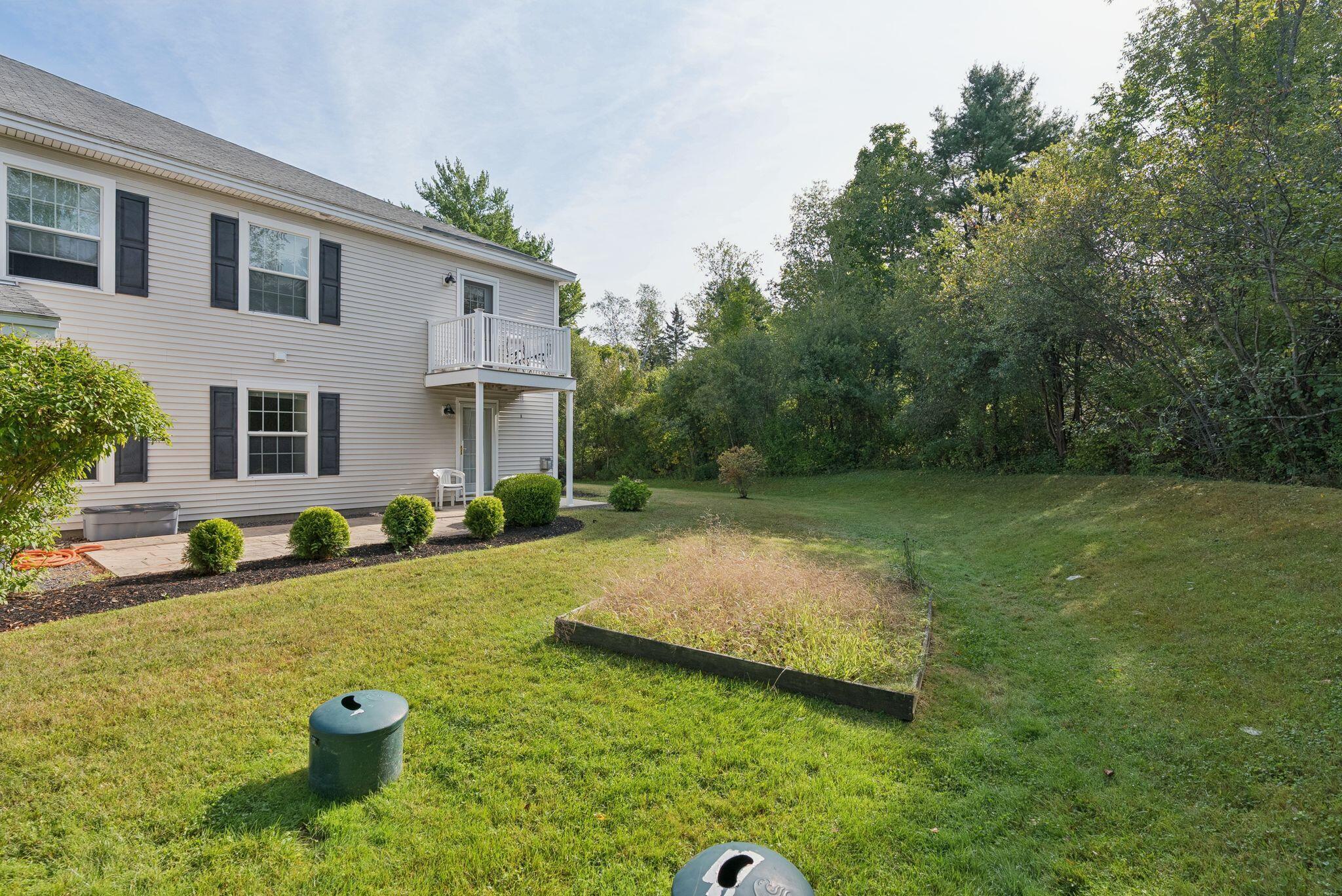 345 Saco Street, 35
