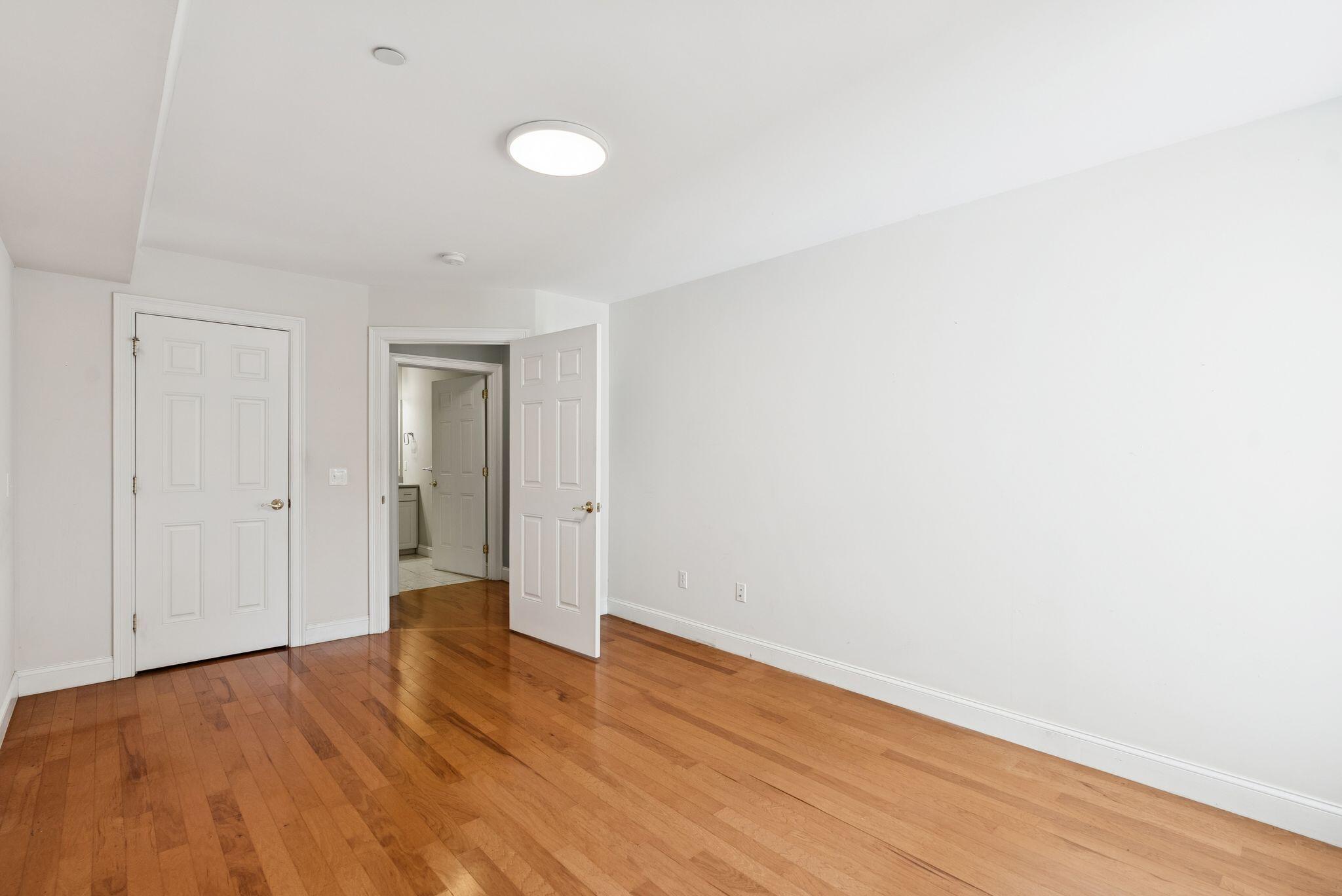 345 Saco Street, 35