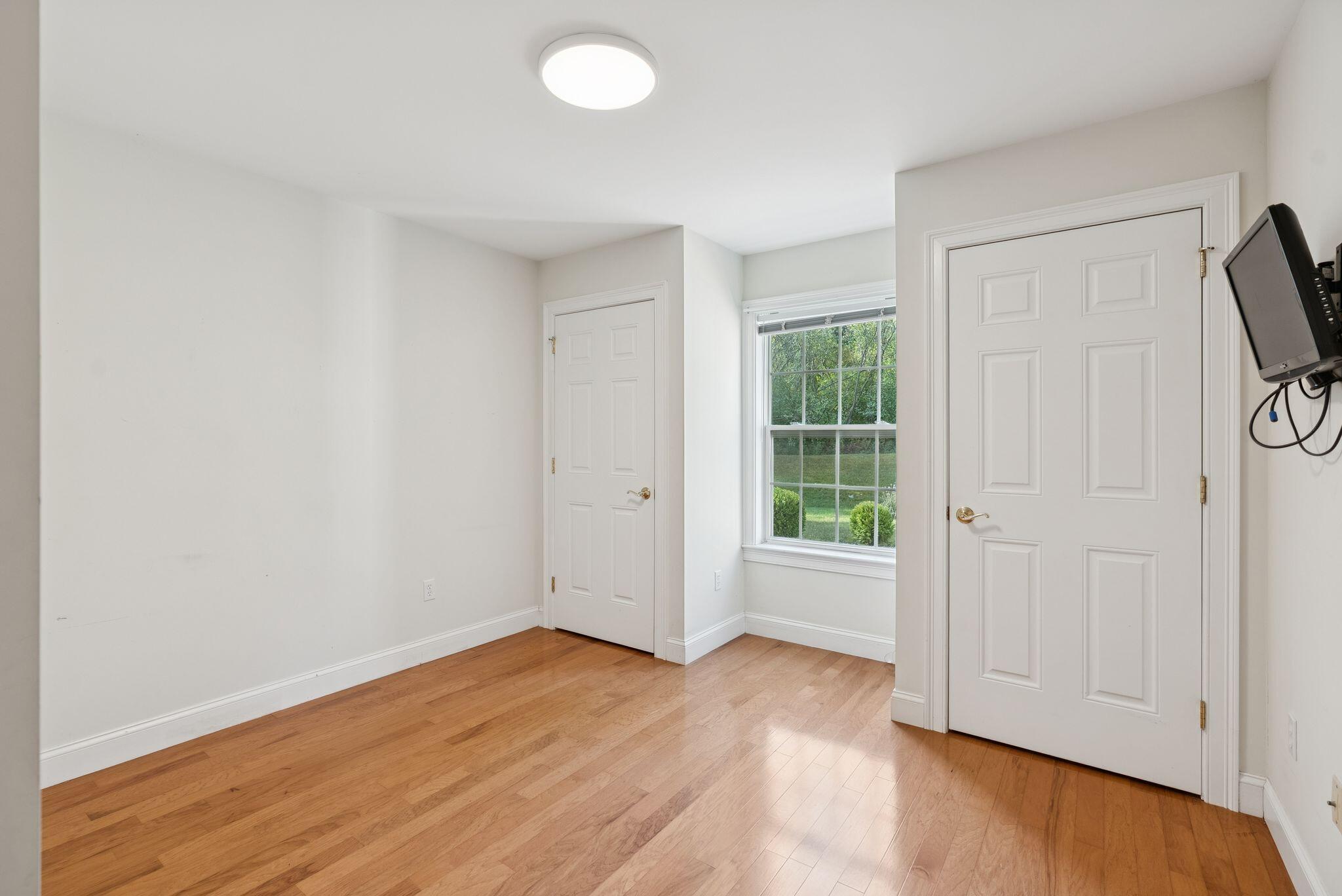 345 Saco Street, 35