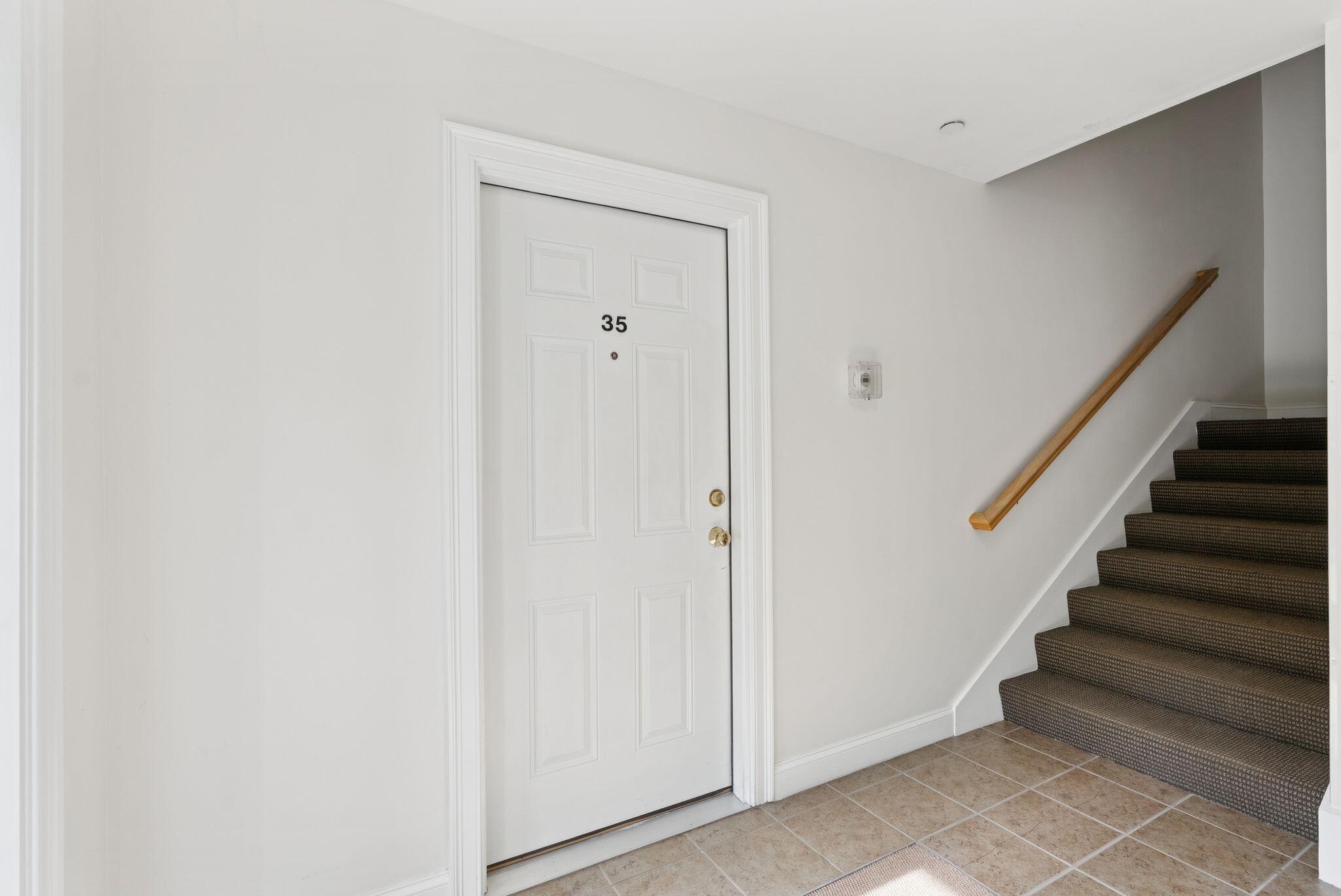 345 Saco Street, 35