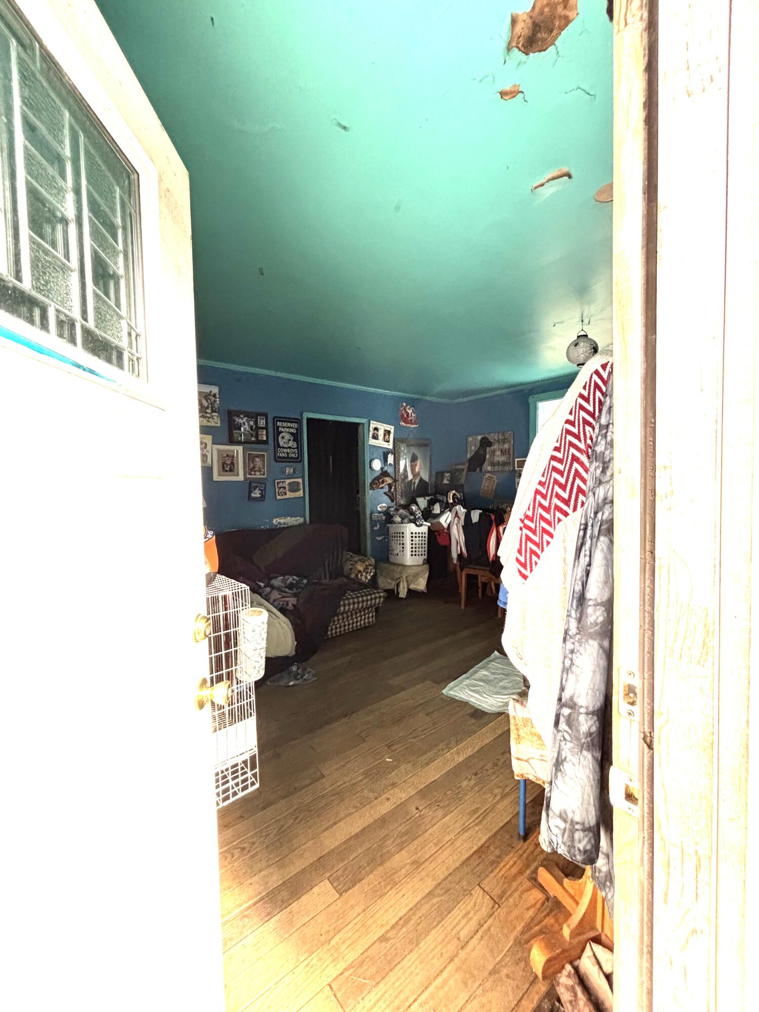 27 Chamberlain Avenue