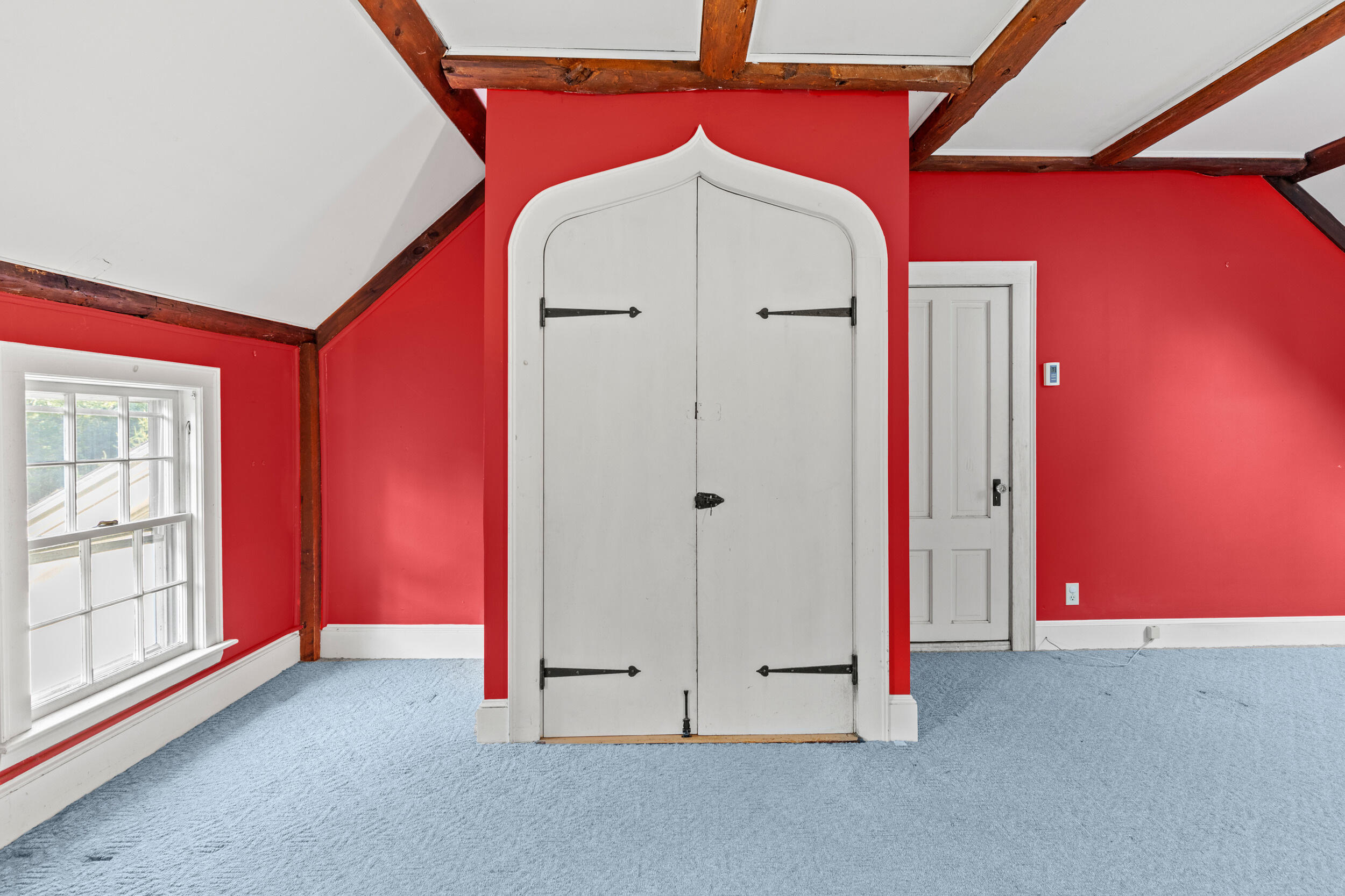 86 Pleasant Street