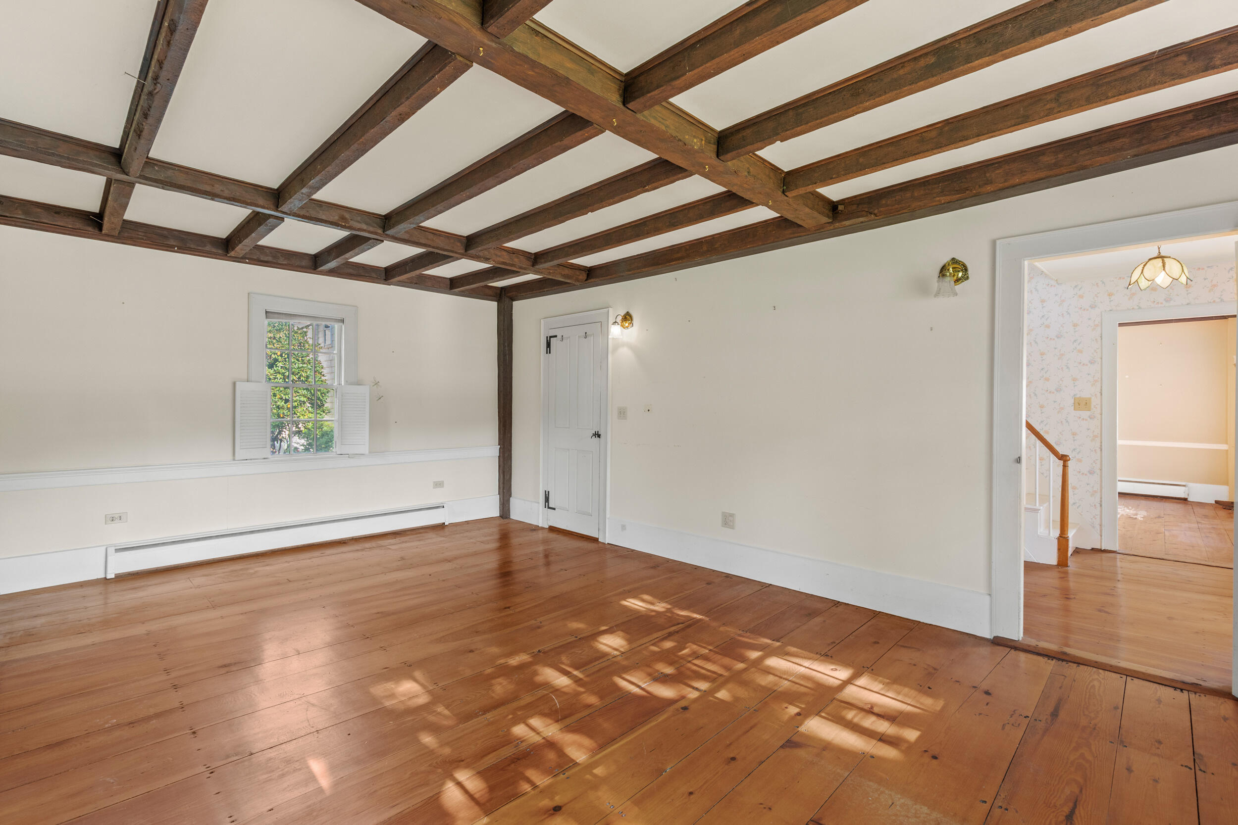 86 Pleasant Street