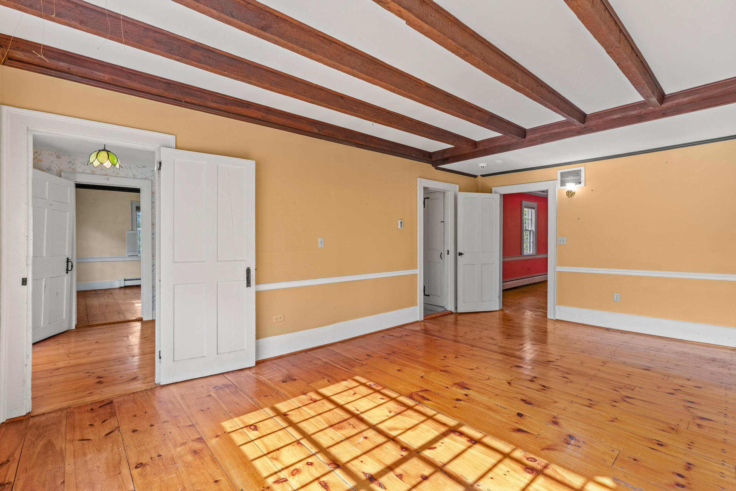 86 Pleasant Street