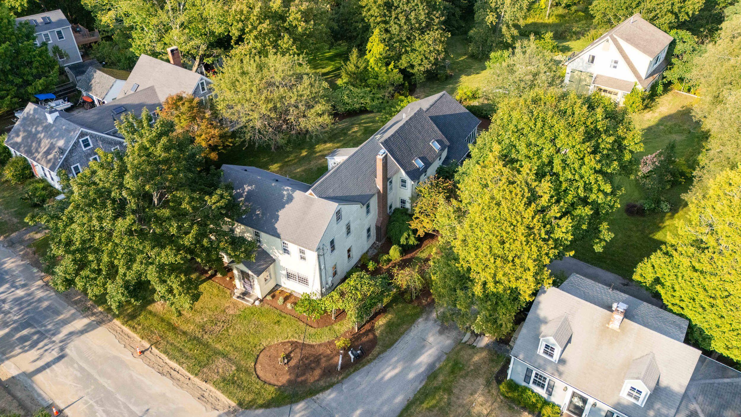 86 Pleasant Street