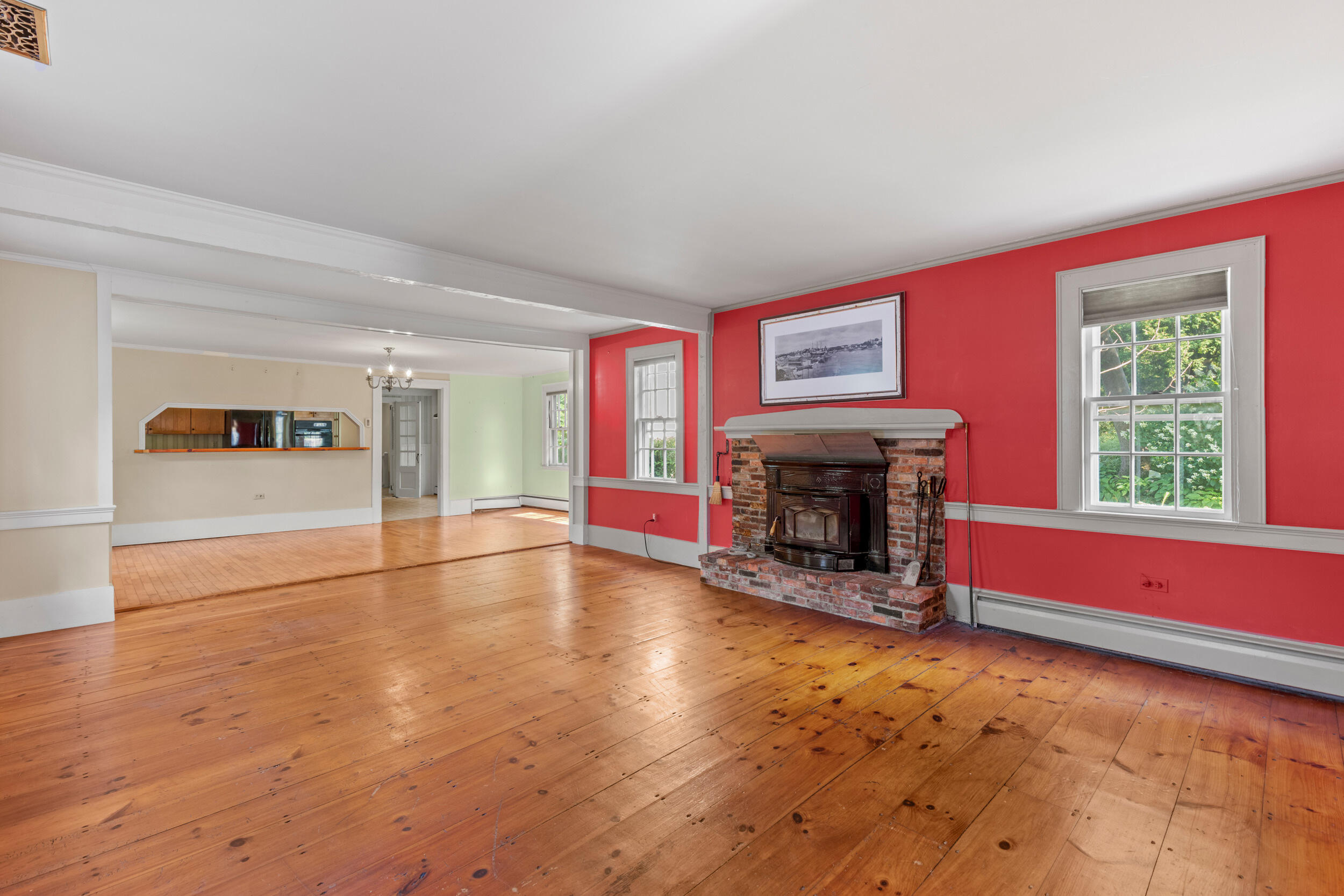 86 Pleasant Street