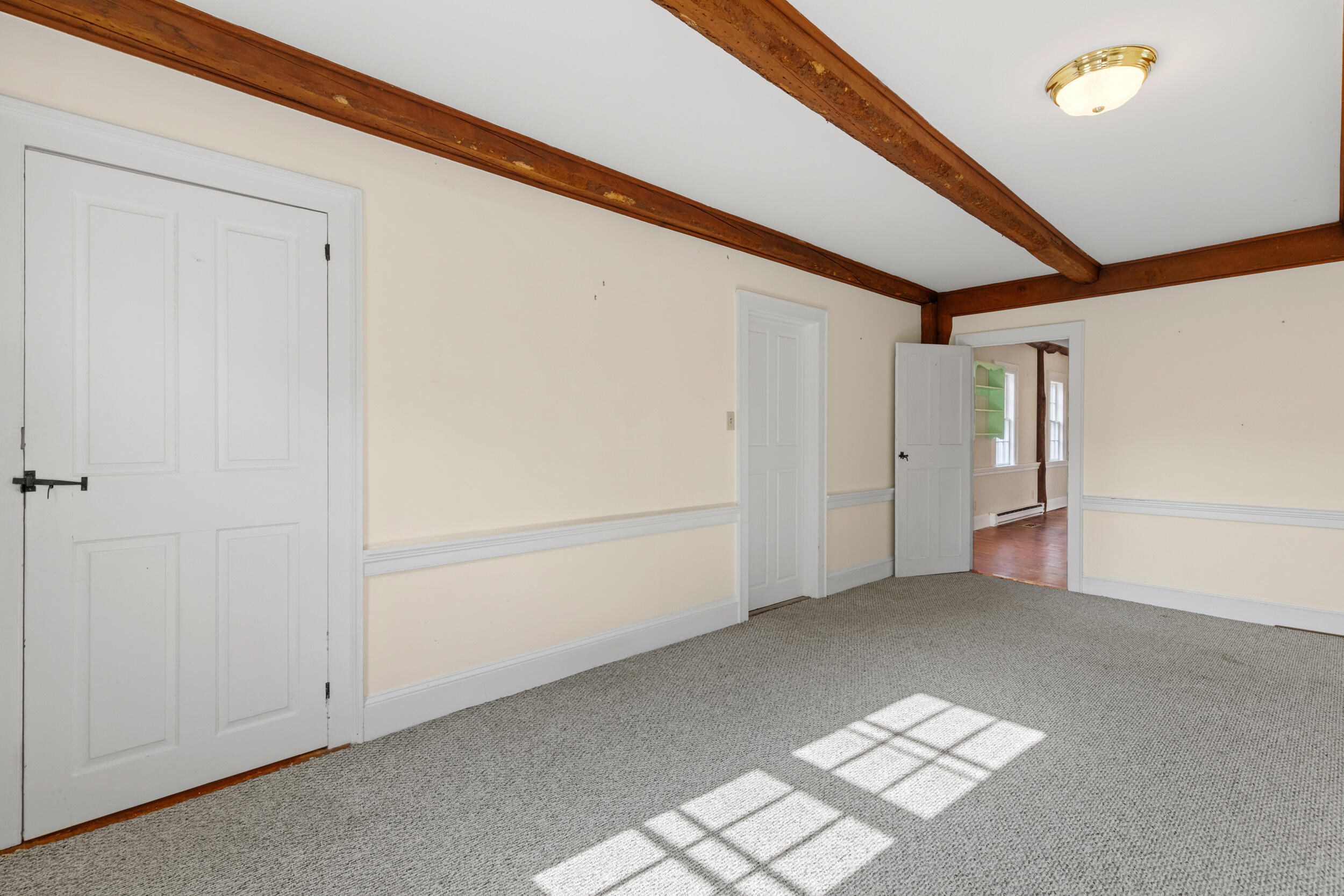 86 Pleasant Street