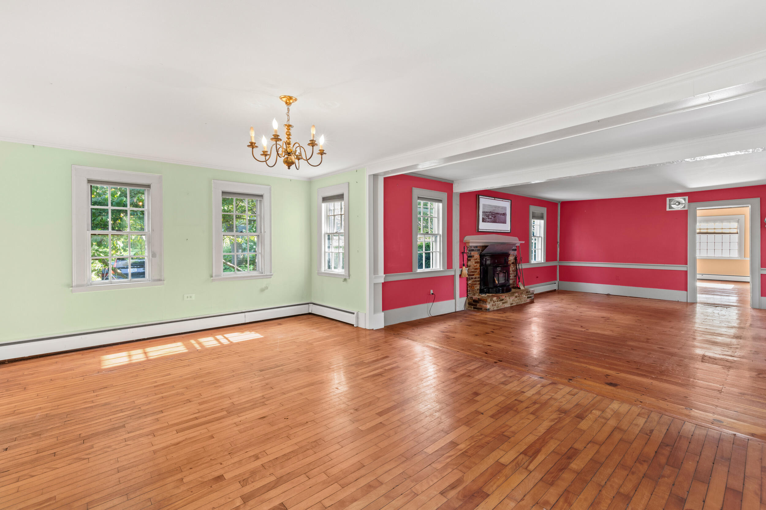 86 Pleasant Street