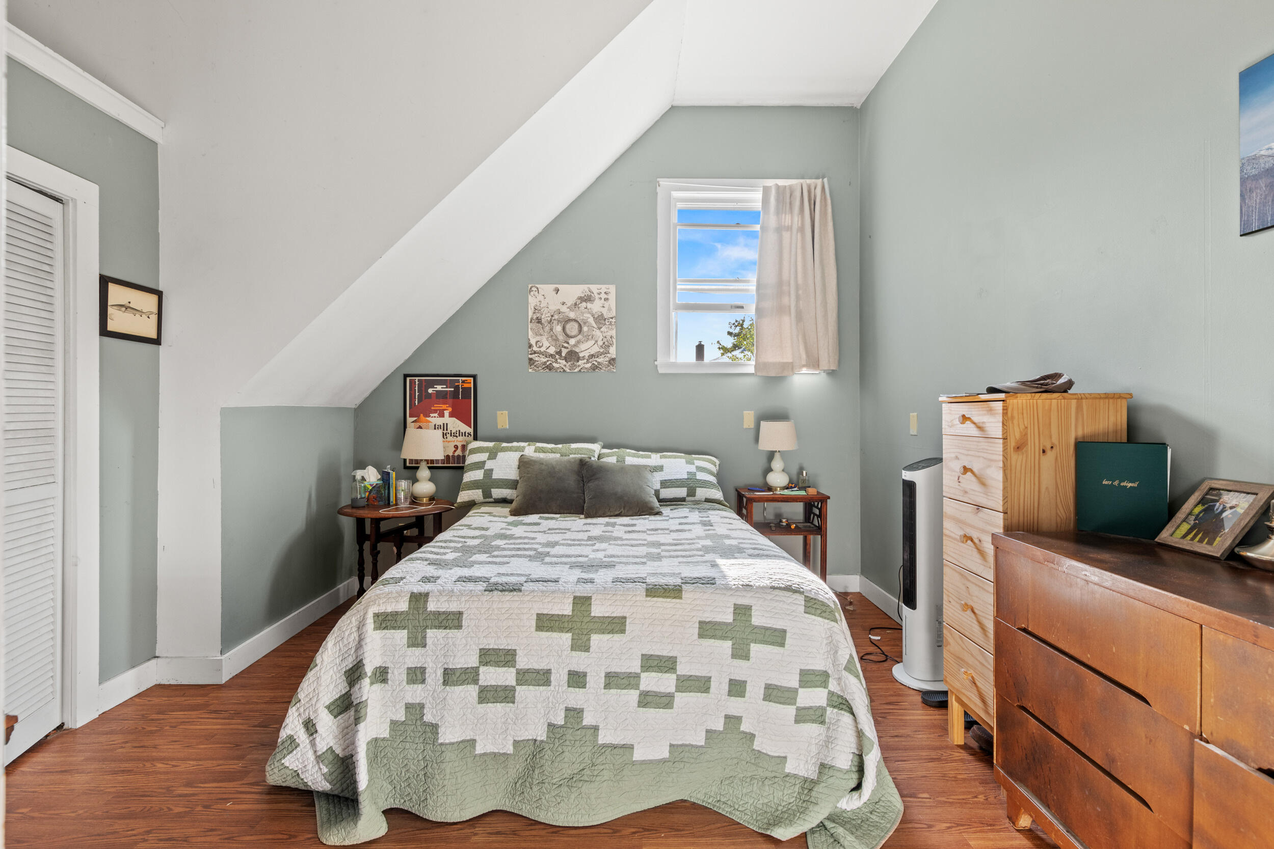 86 Pleasant Street