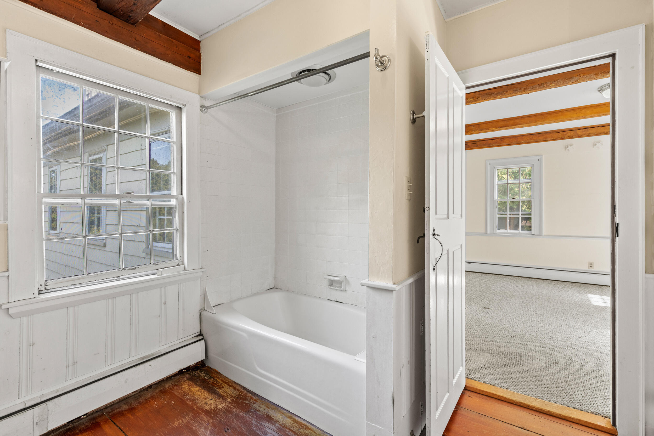 86 Pleasant Street