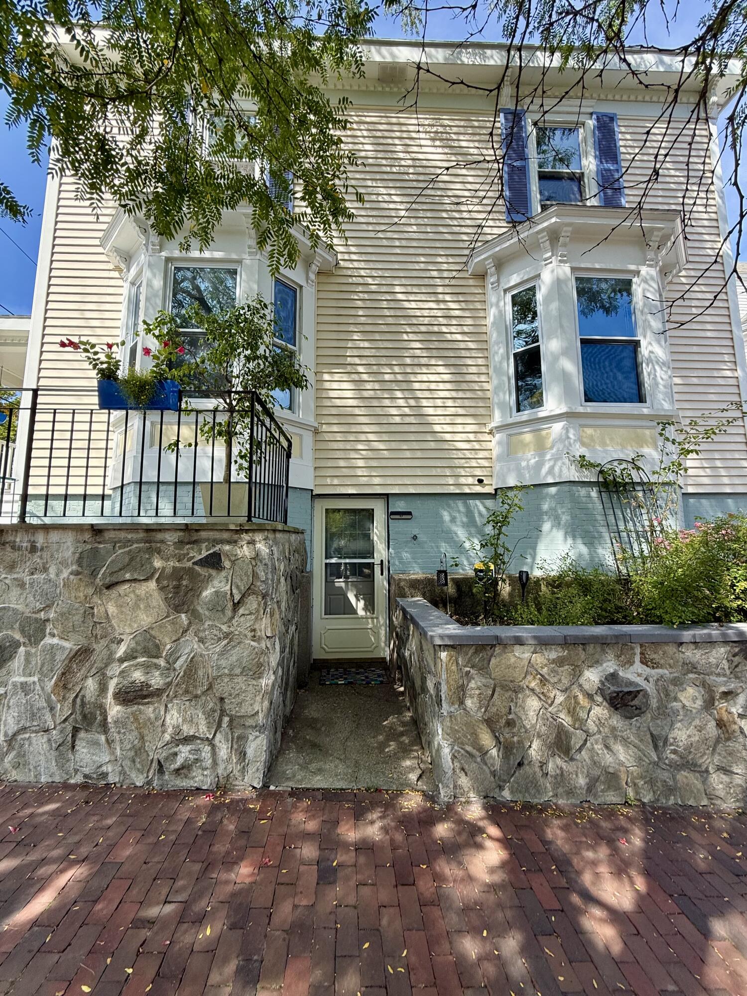 35 Congress Street