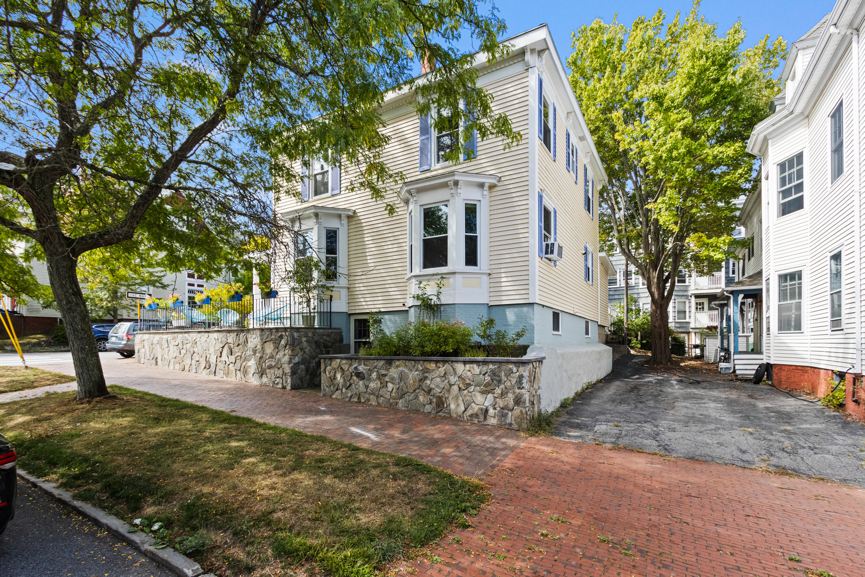 35 Congress Street