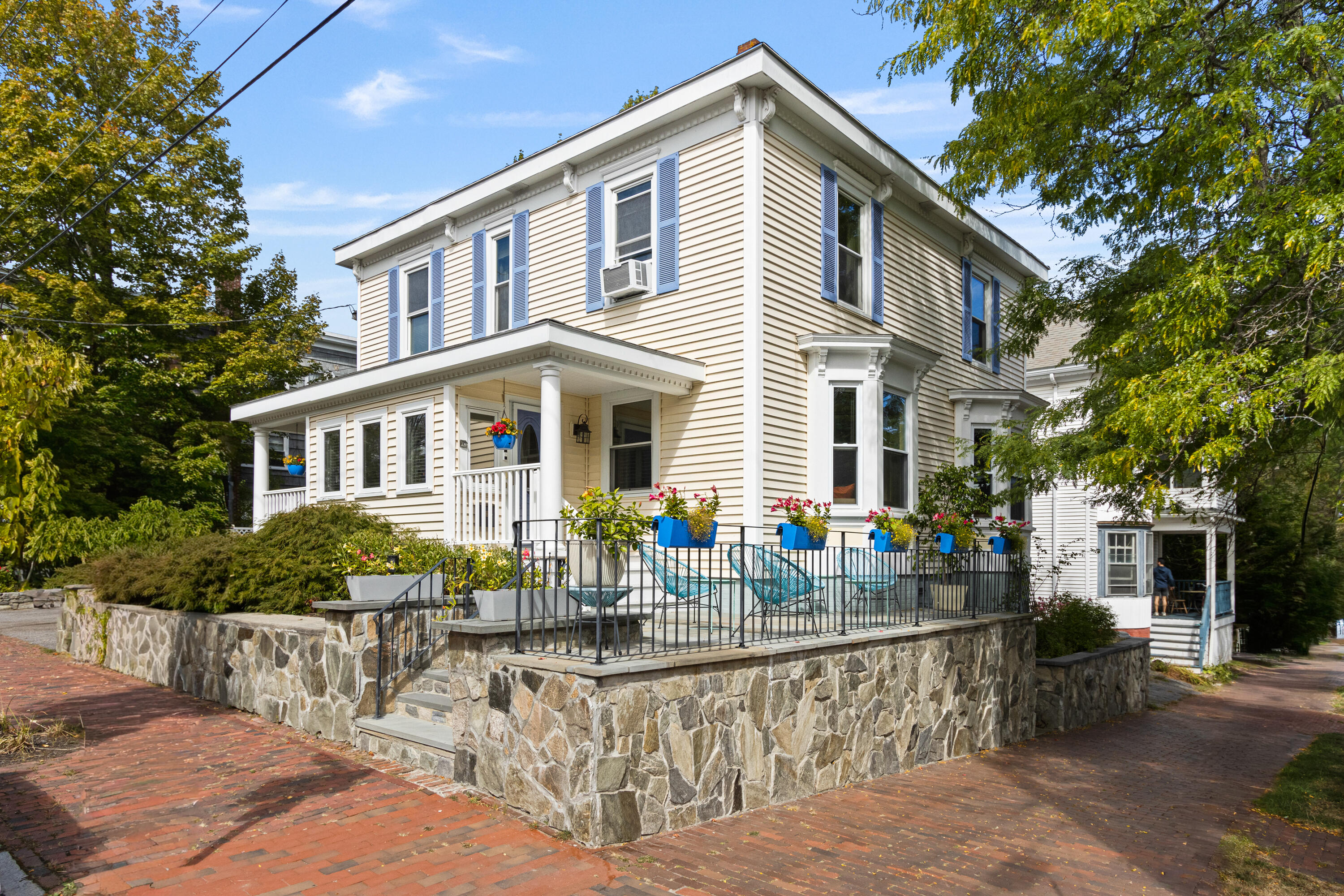 35 Congress Street