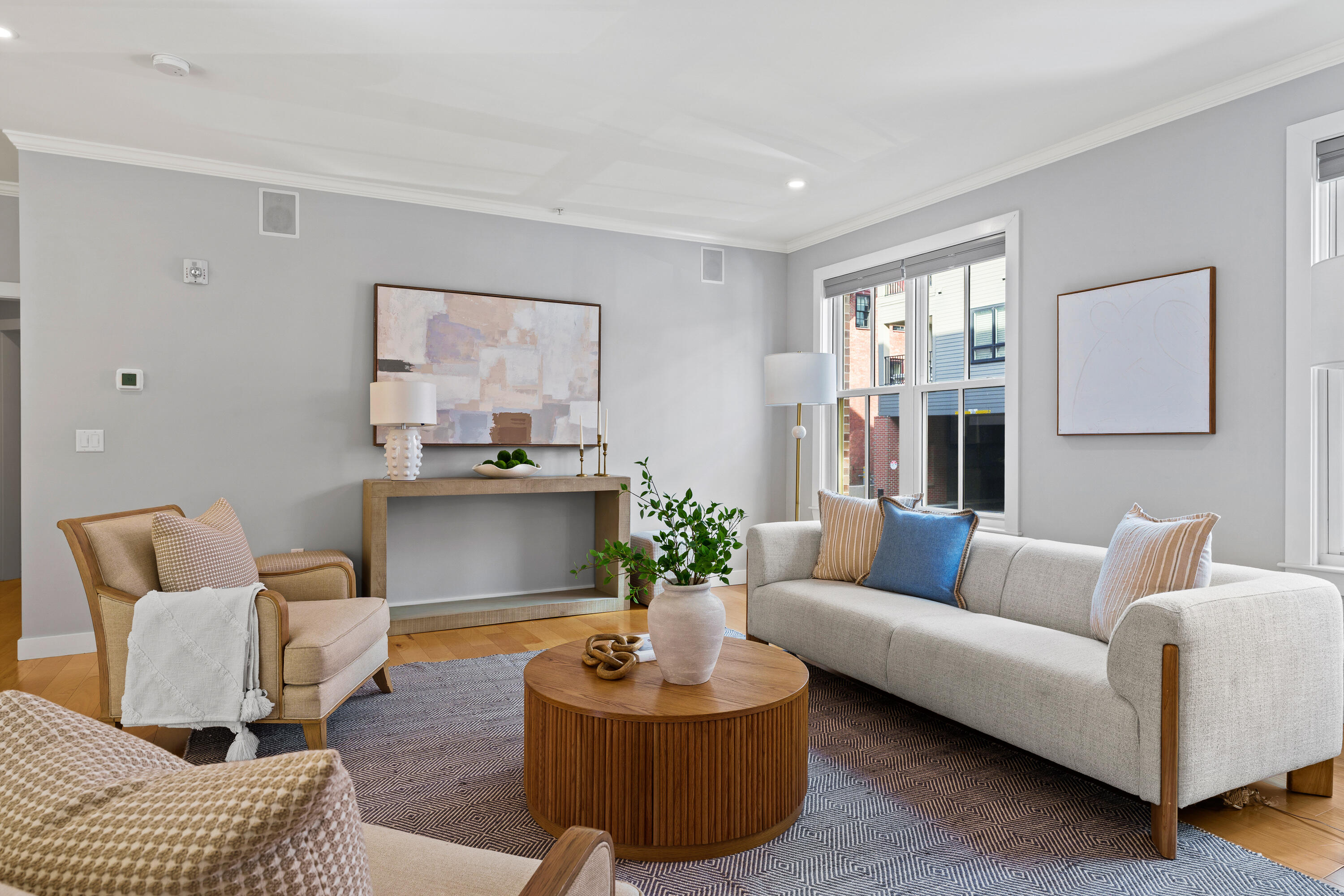 15 Middle Street 208